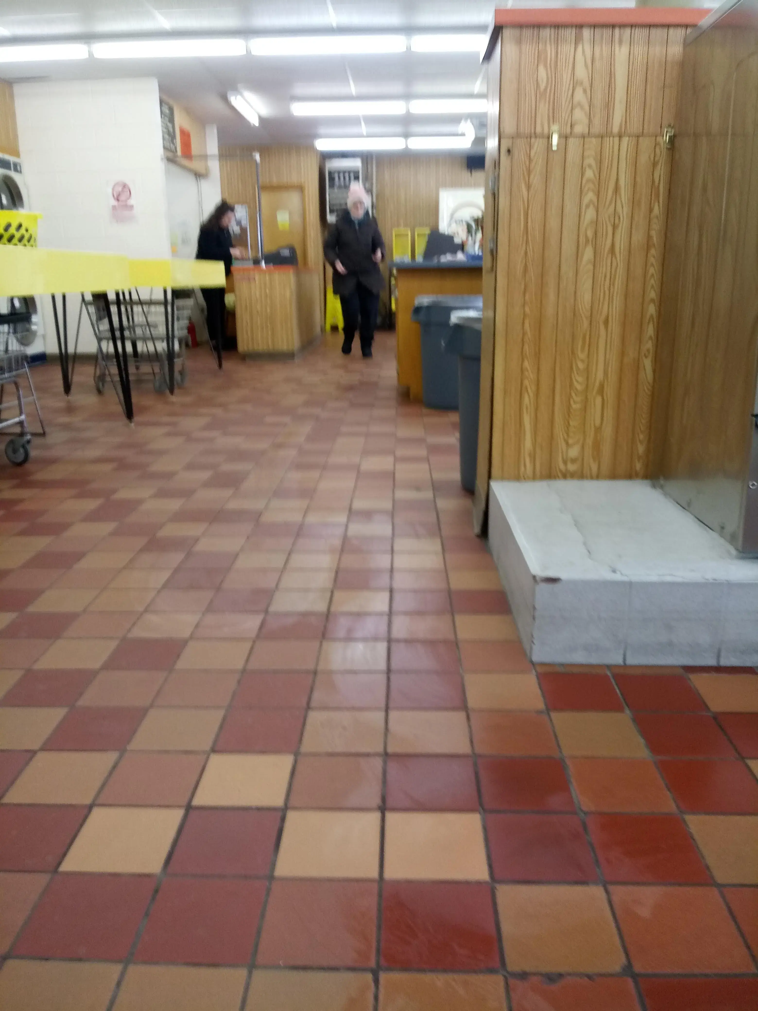 REJUV Laundromat - Michigan Street thumbnail 12