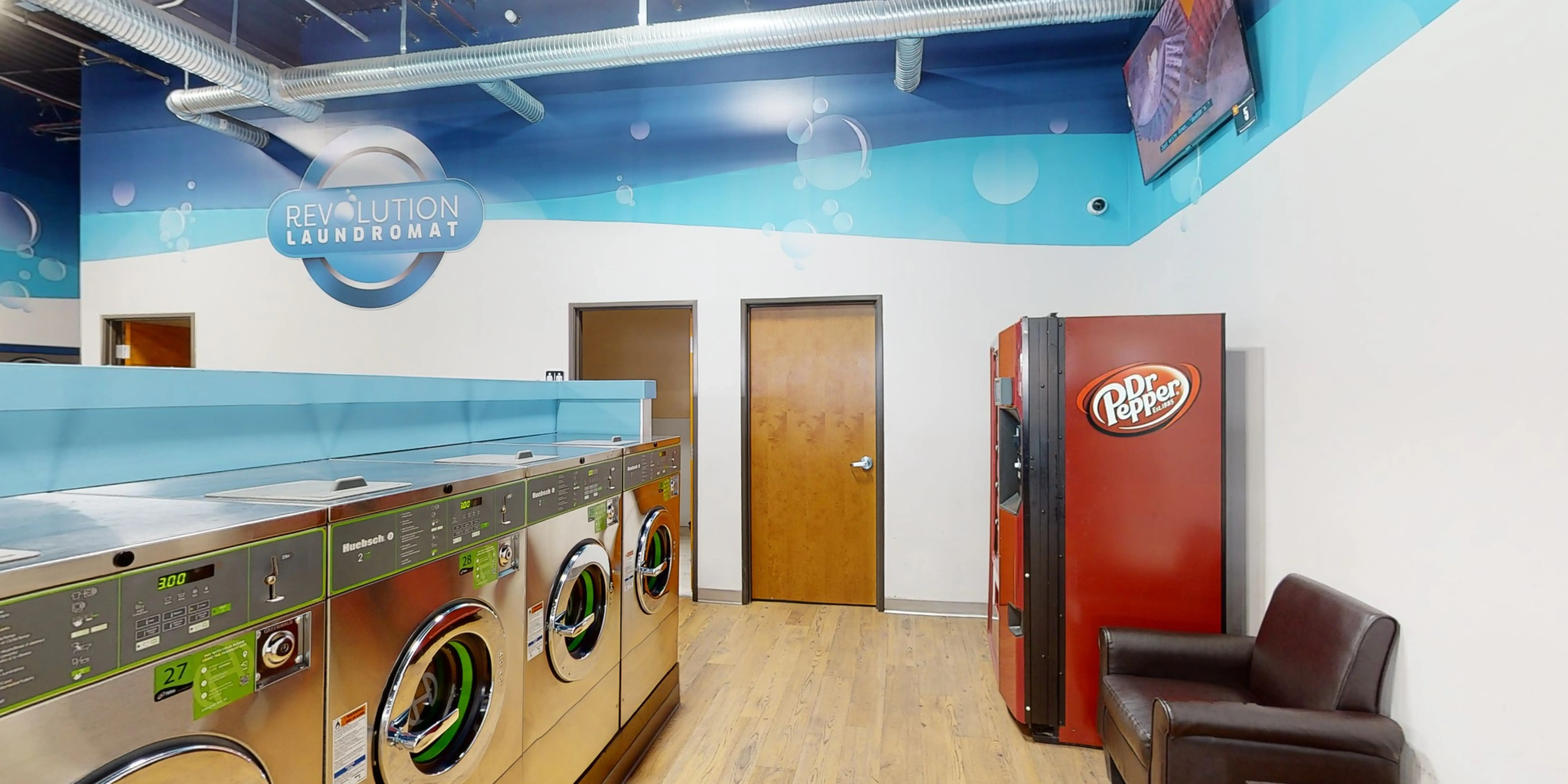 Revolution Laundromat | Richardson - Image 11