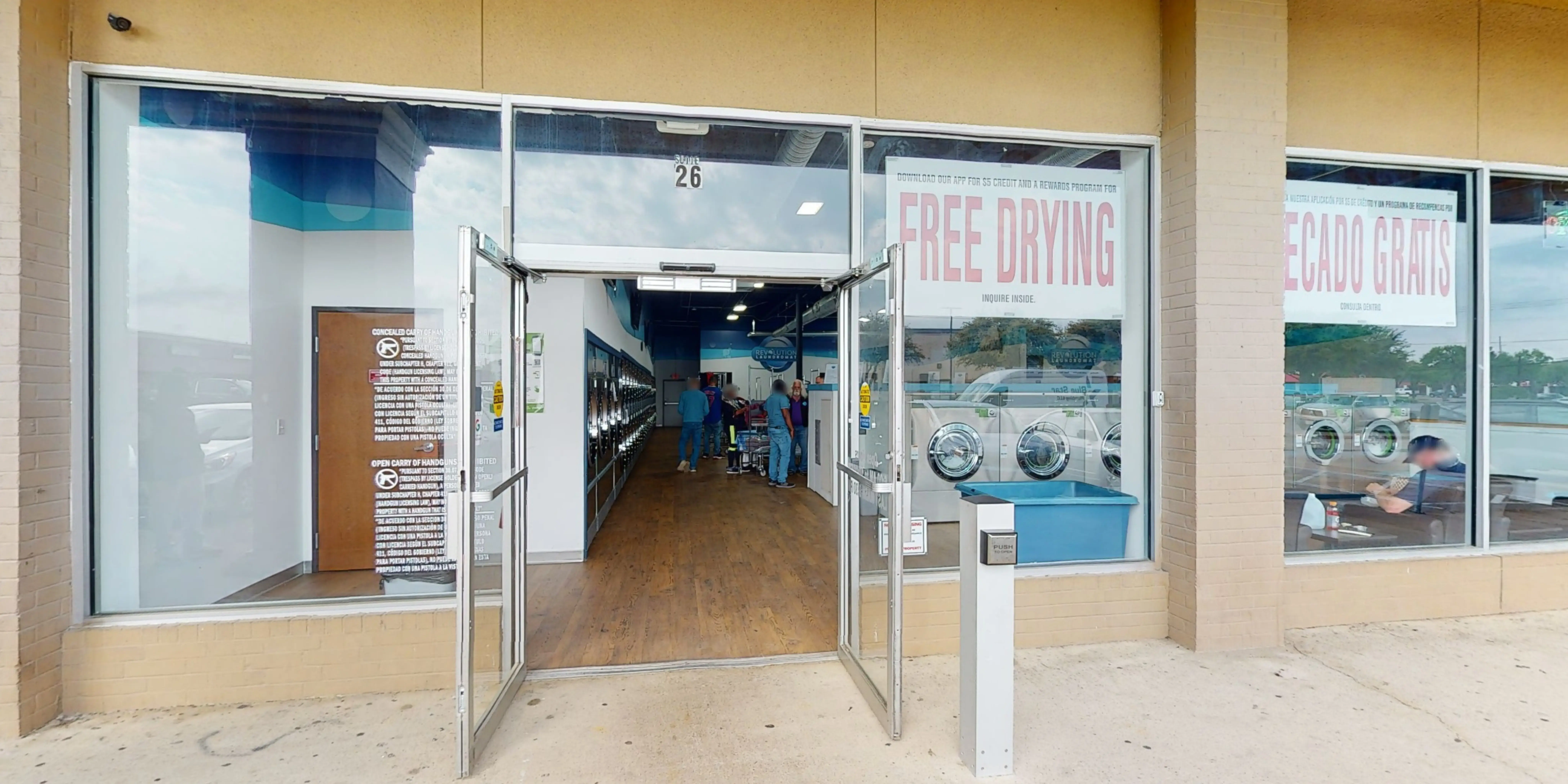 Revolution Laundromat | Richardson - Image 10