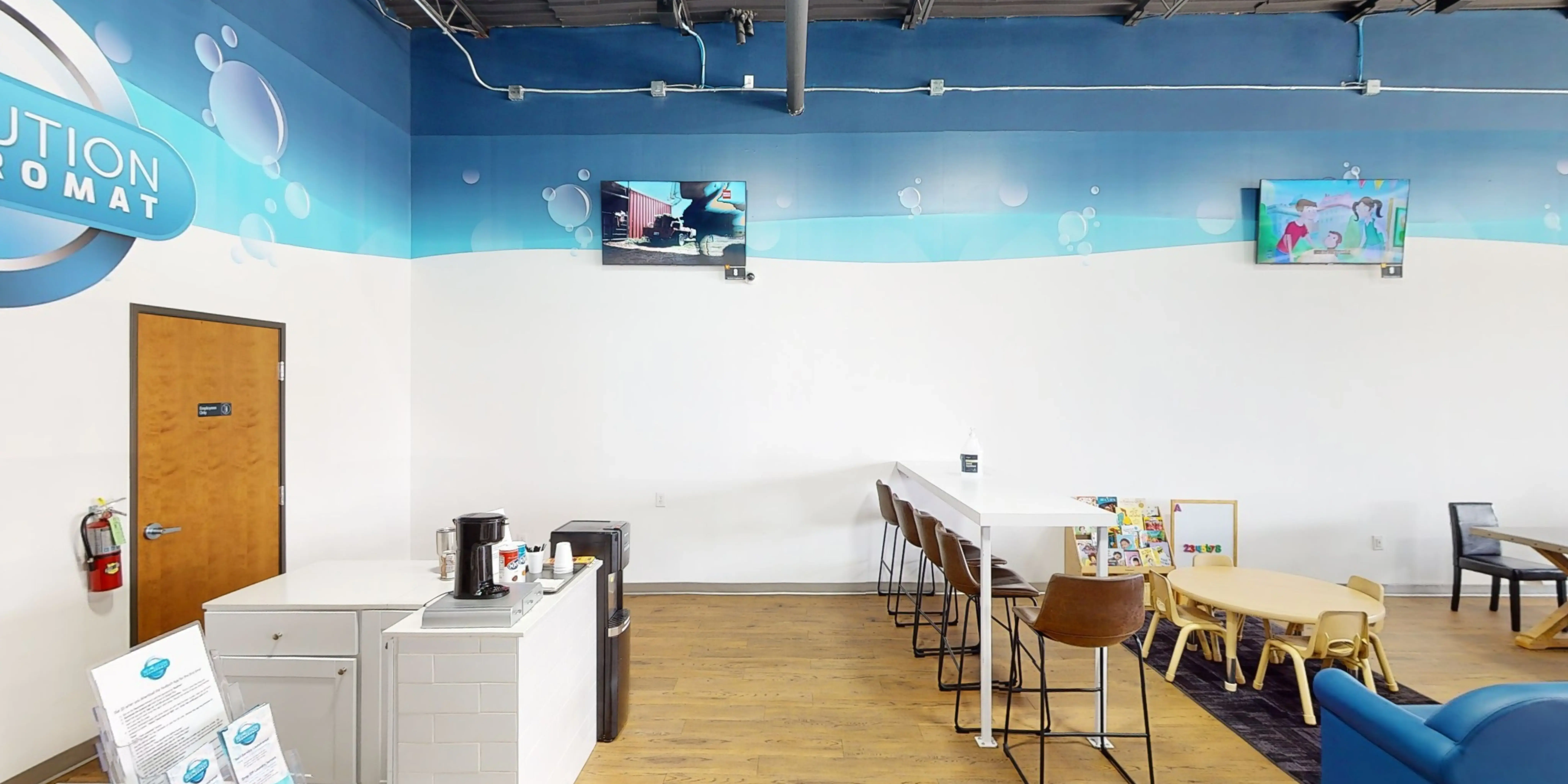 Revolution Laundromat | Richardson - Image 20