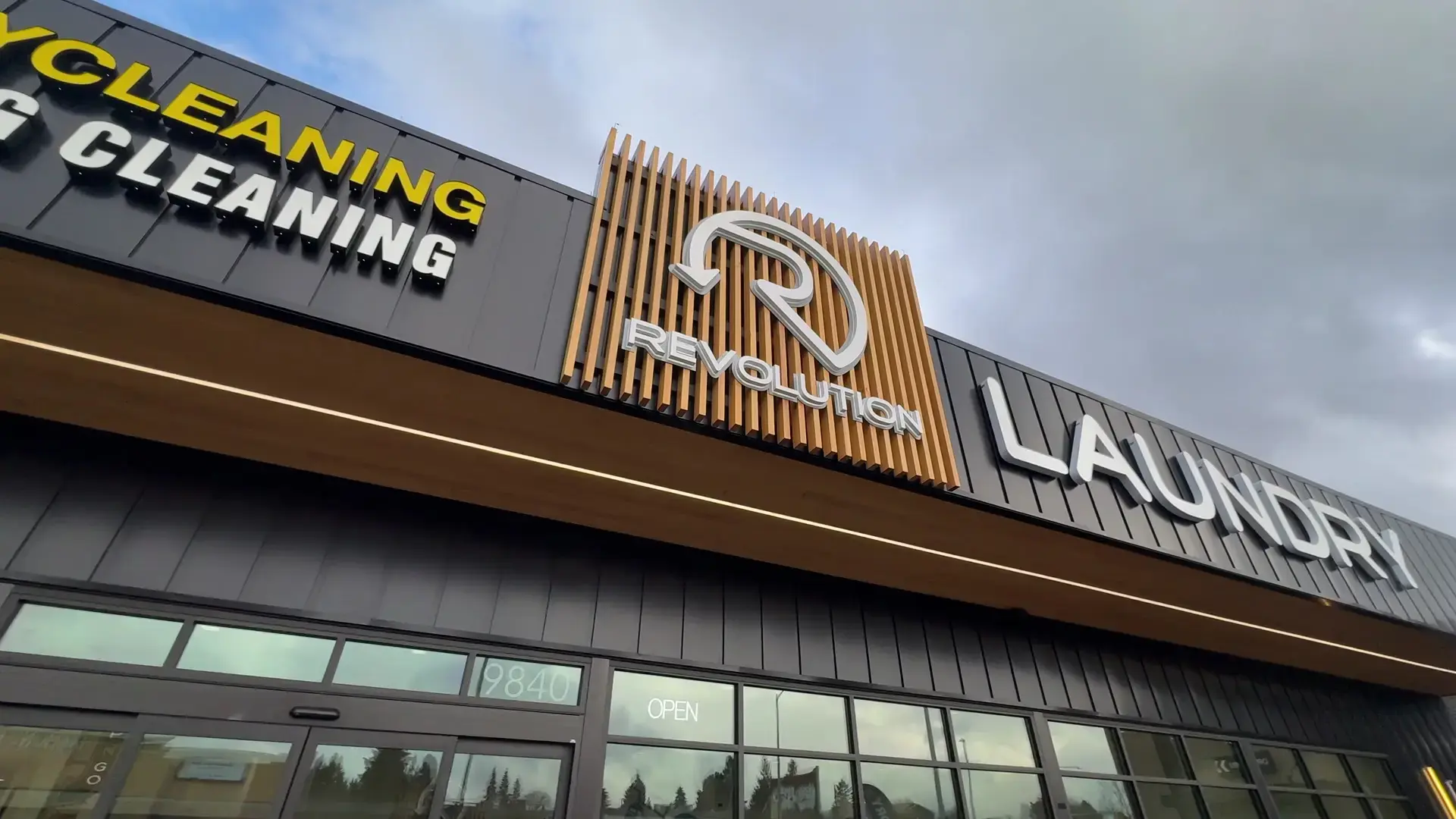 Revolution Laundry thumbnail 2