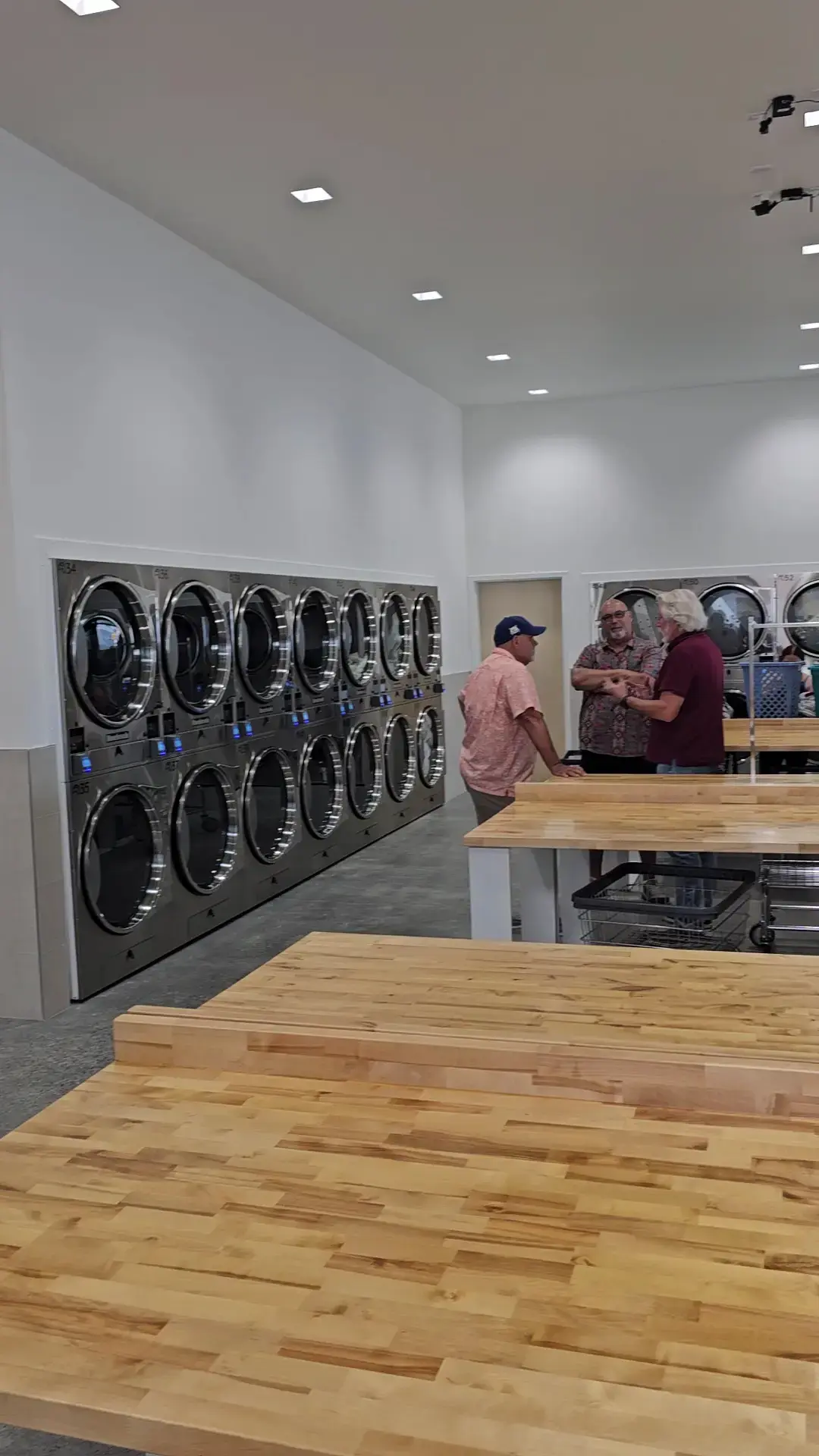 Revolution Laundry thumbnail 18