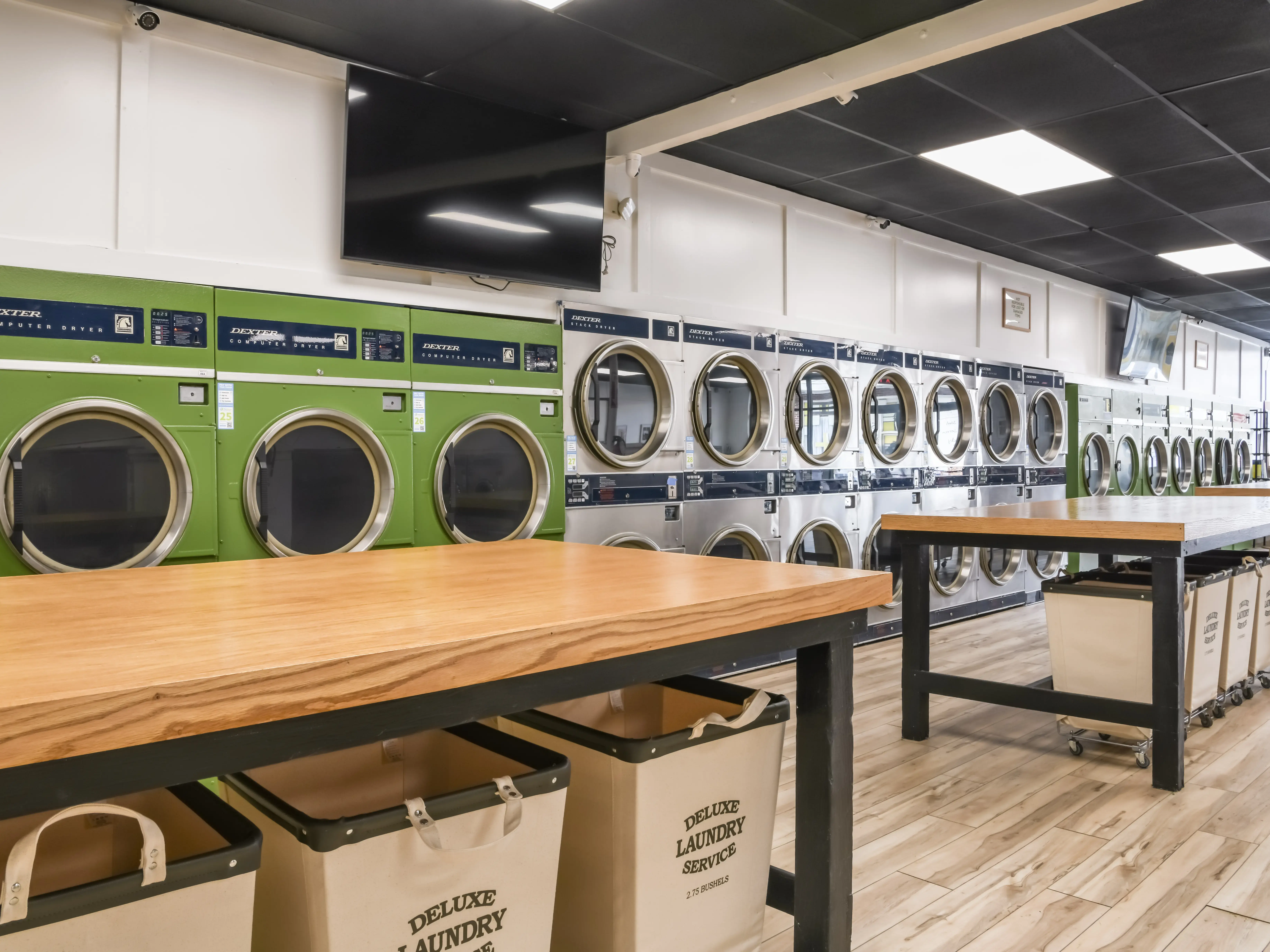 Reynolds Laundromat - Image 1