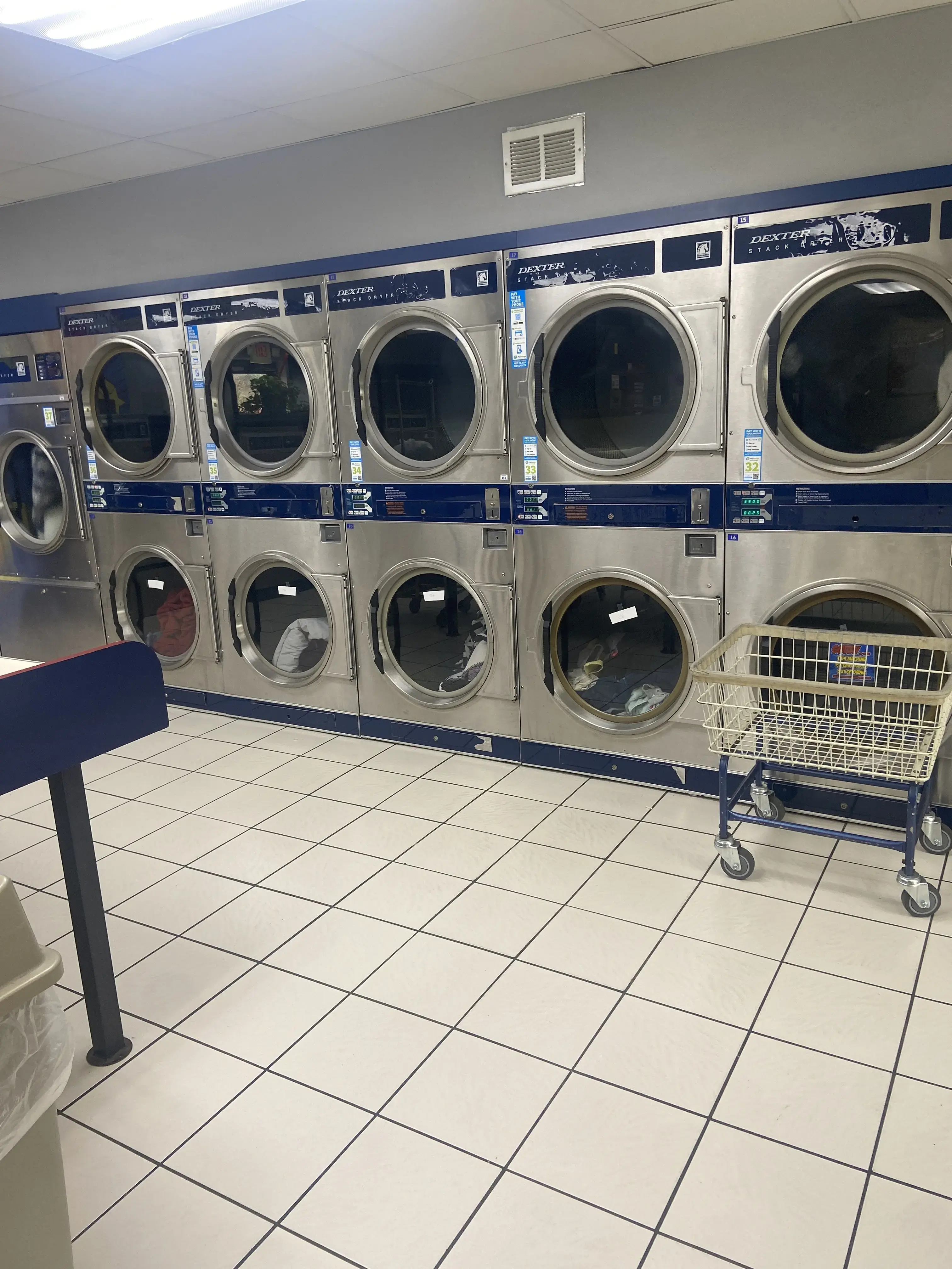 Reynolds Laundromat thumbnail 3