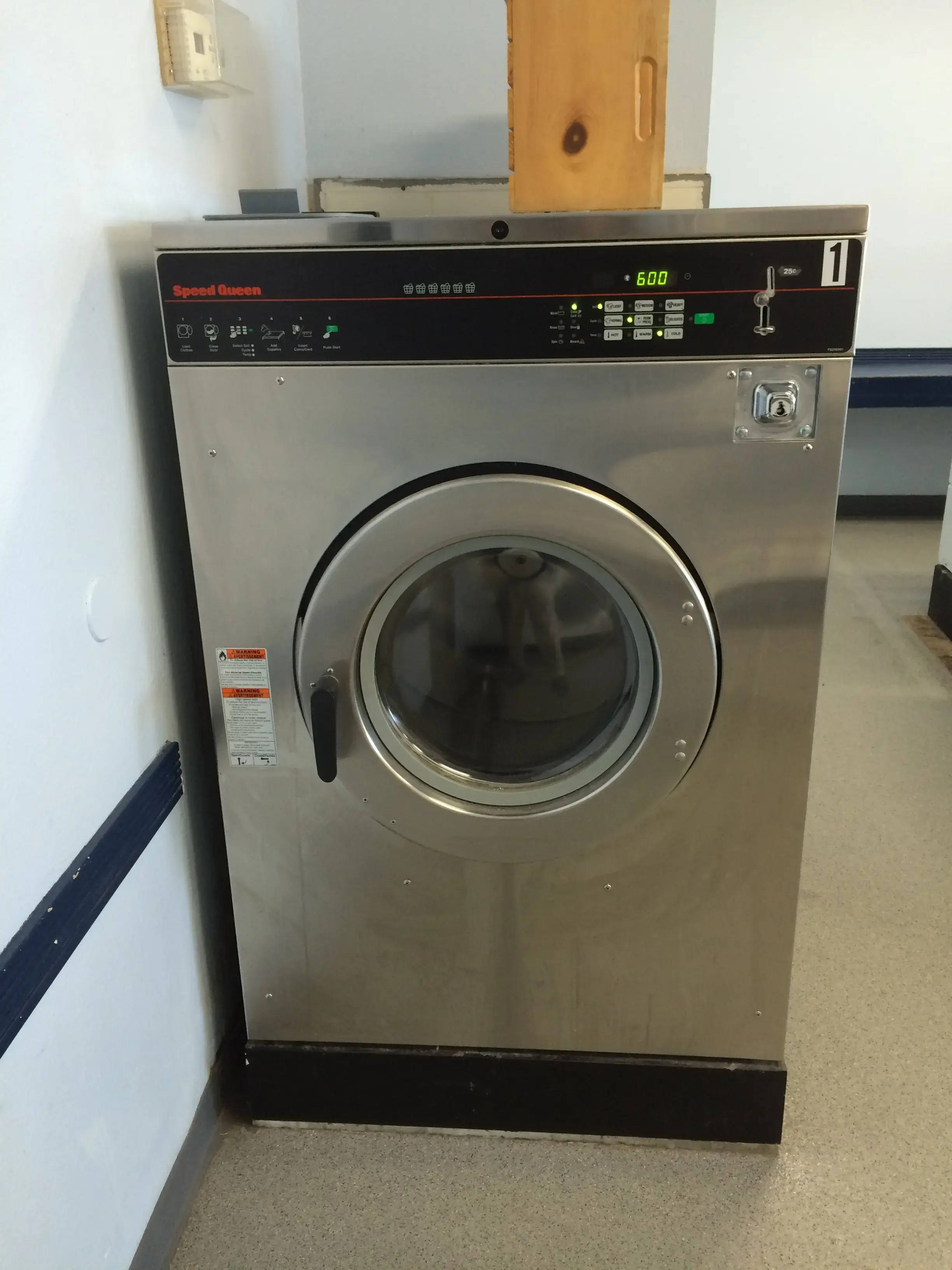 RHN Coin Laundry thumbnail 17