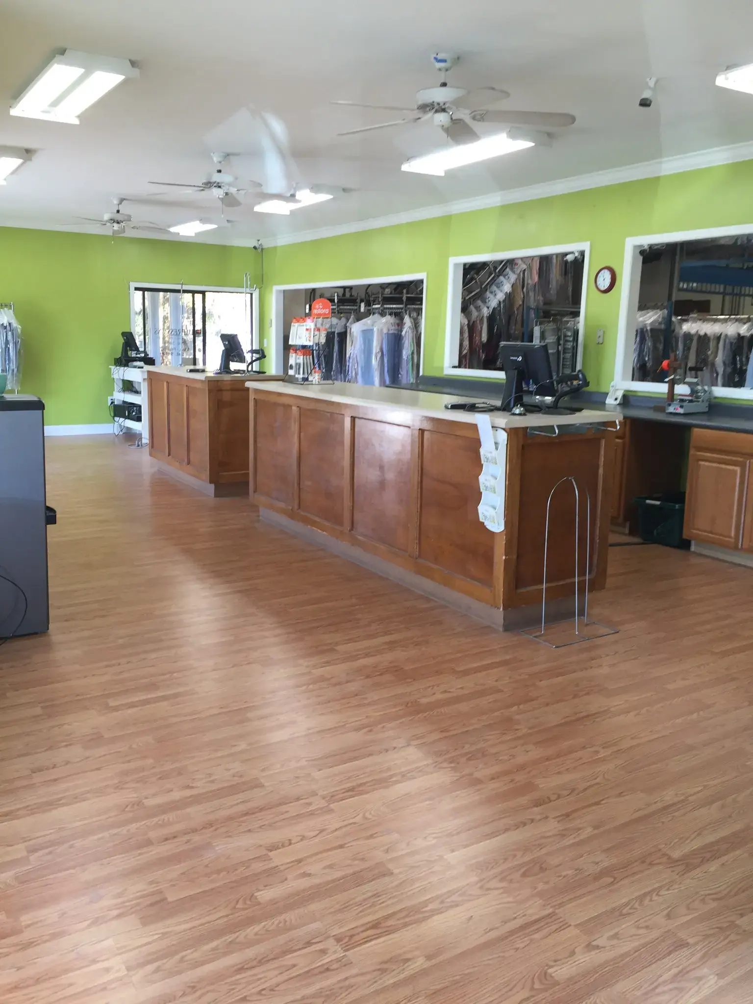 Richmond Hill's Best Cleaners - Image 13