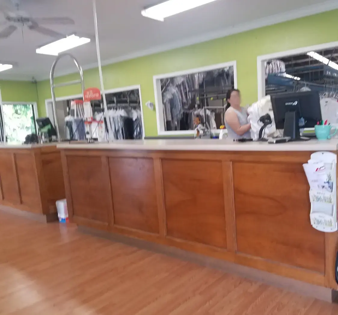 Richmond Hill's Best Dry Cleaners thumbnail 6