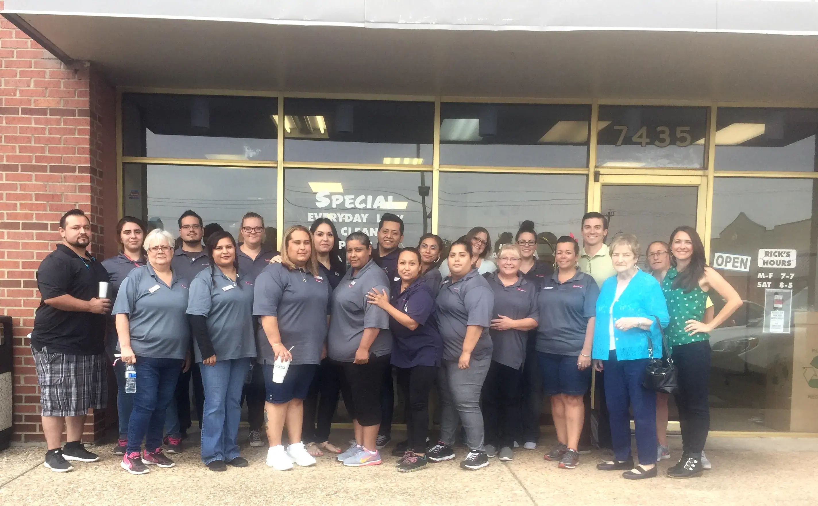 Rick's Cleaners - Image 10