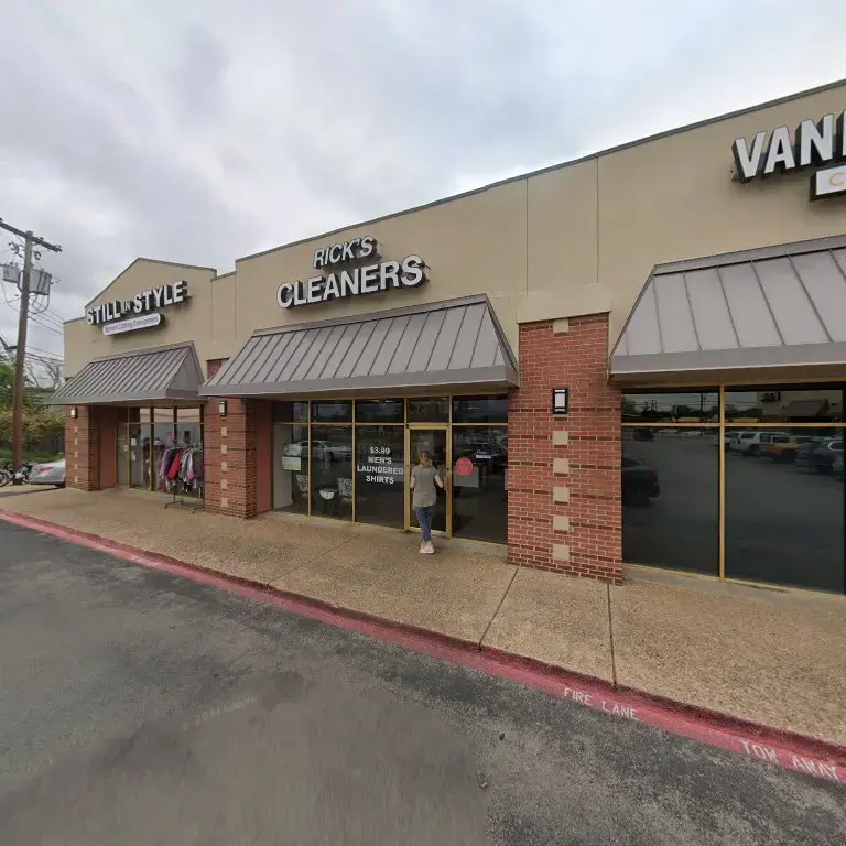 Rick's Cleaners - Image 19