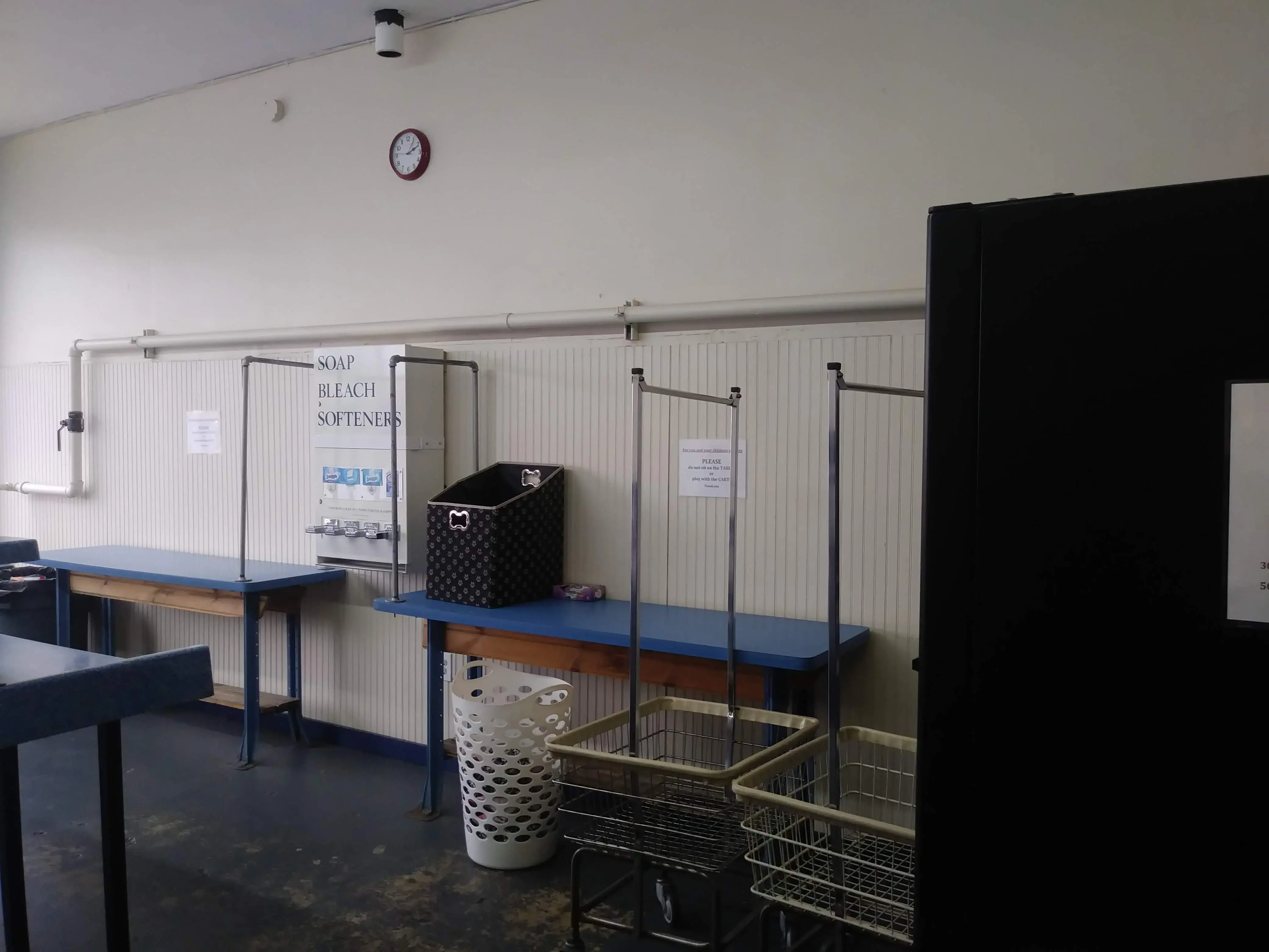 Ridge Road Laundry thumbnail 10