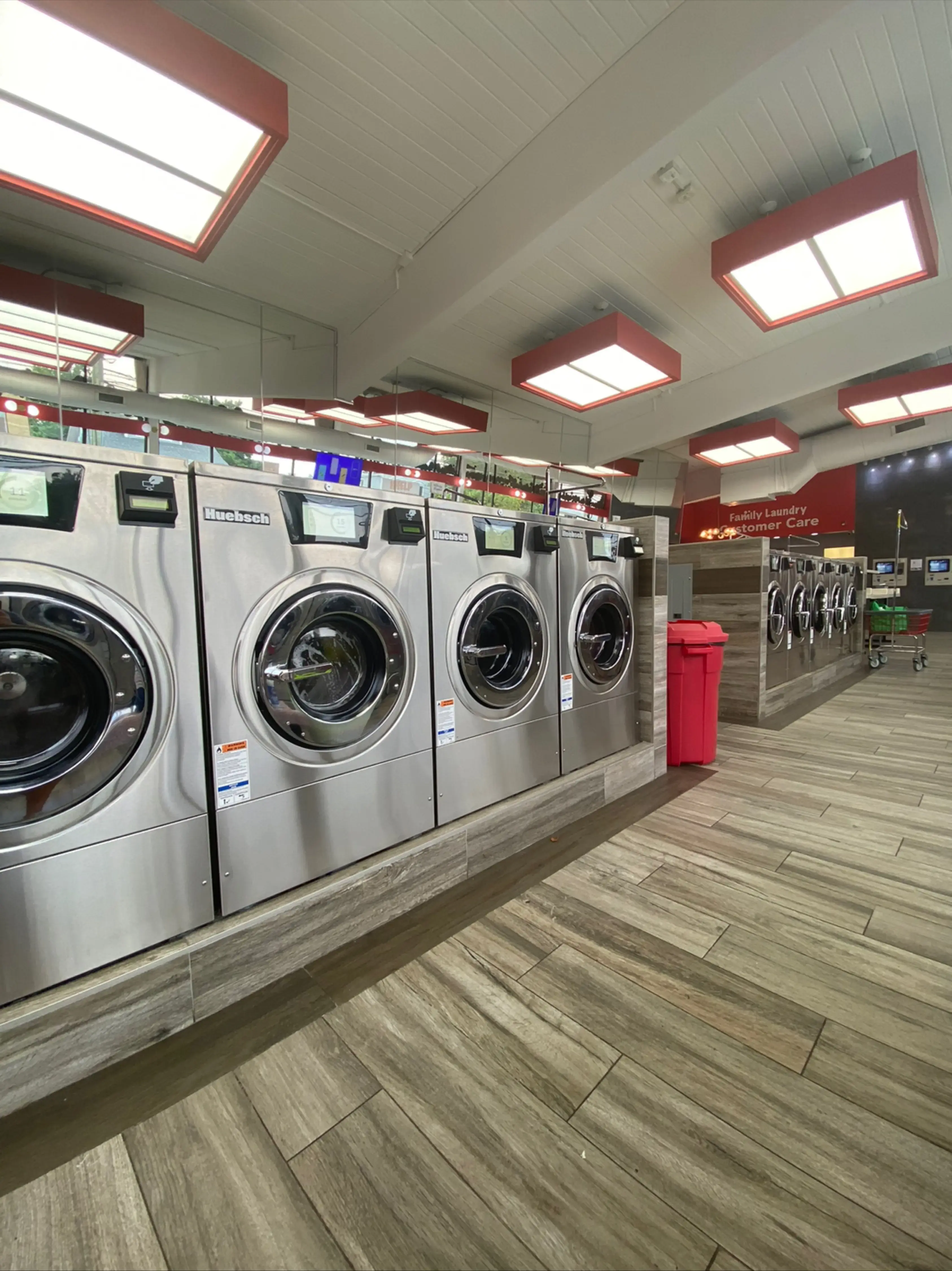 Ridgefield Family Laundry - Image 2