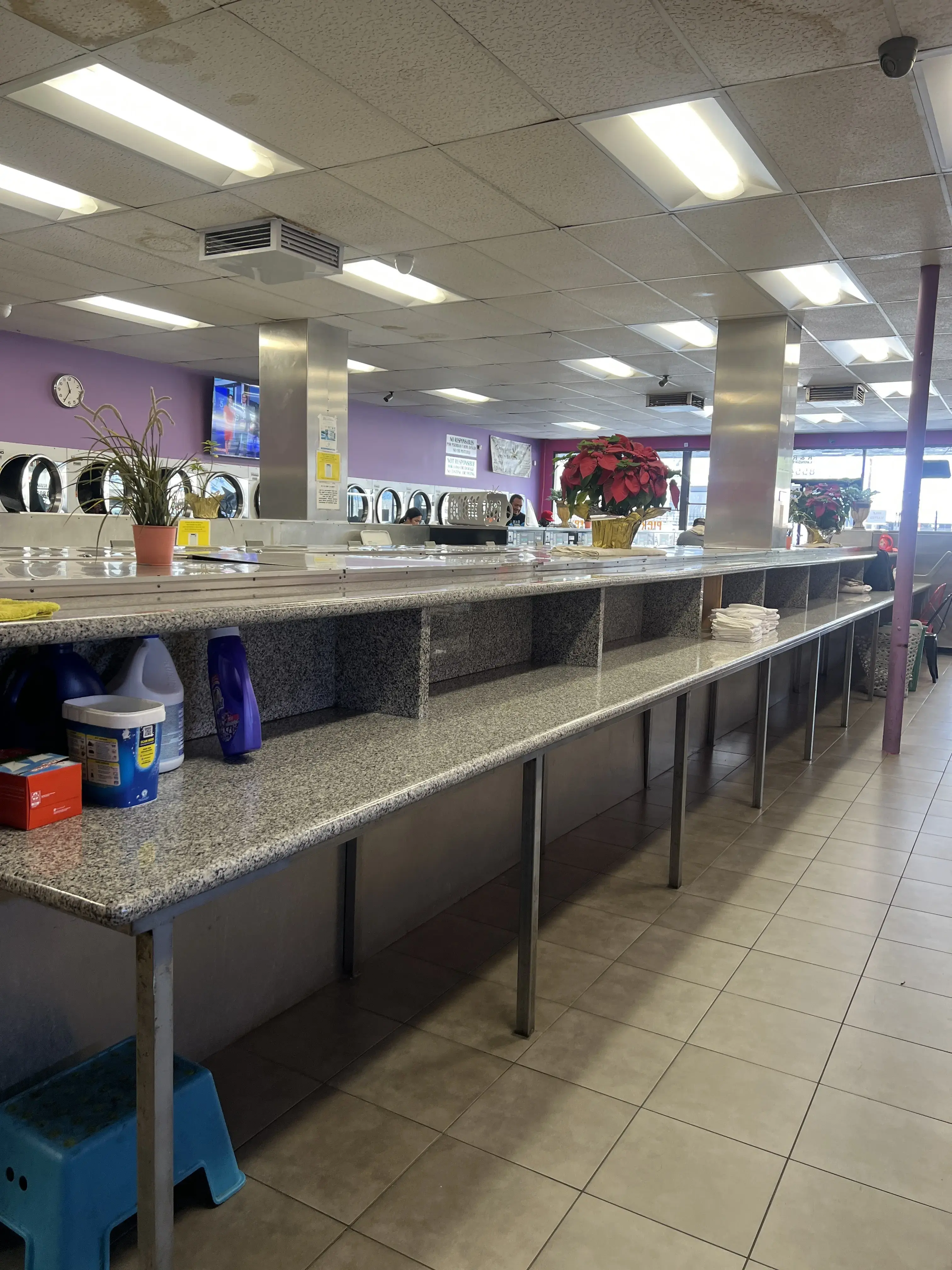 Rinse and Roll Laundry - Image 6
