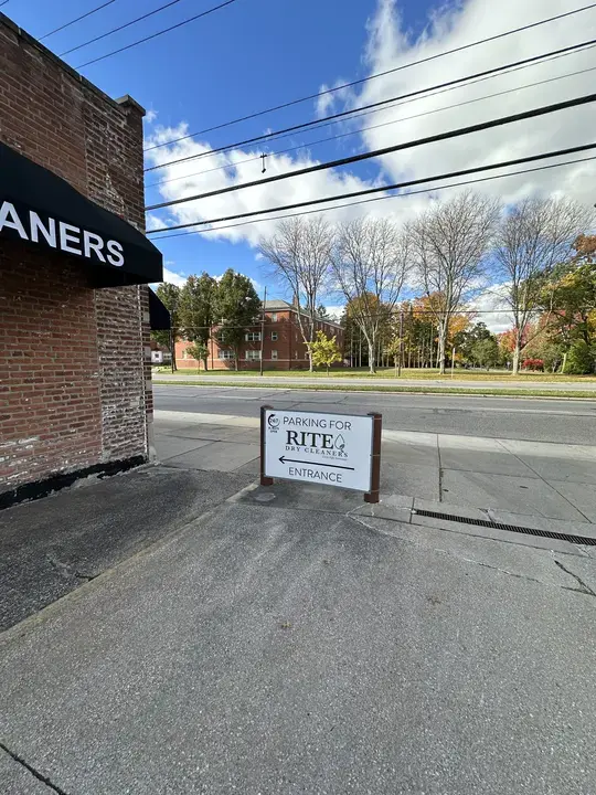 Rite Dry Cleaners - Image 7