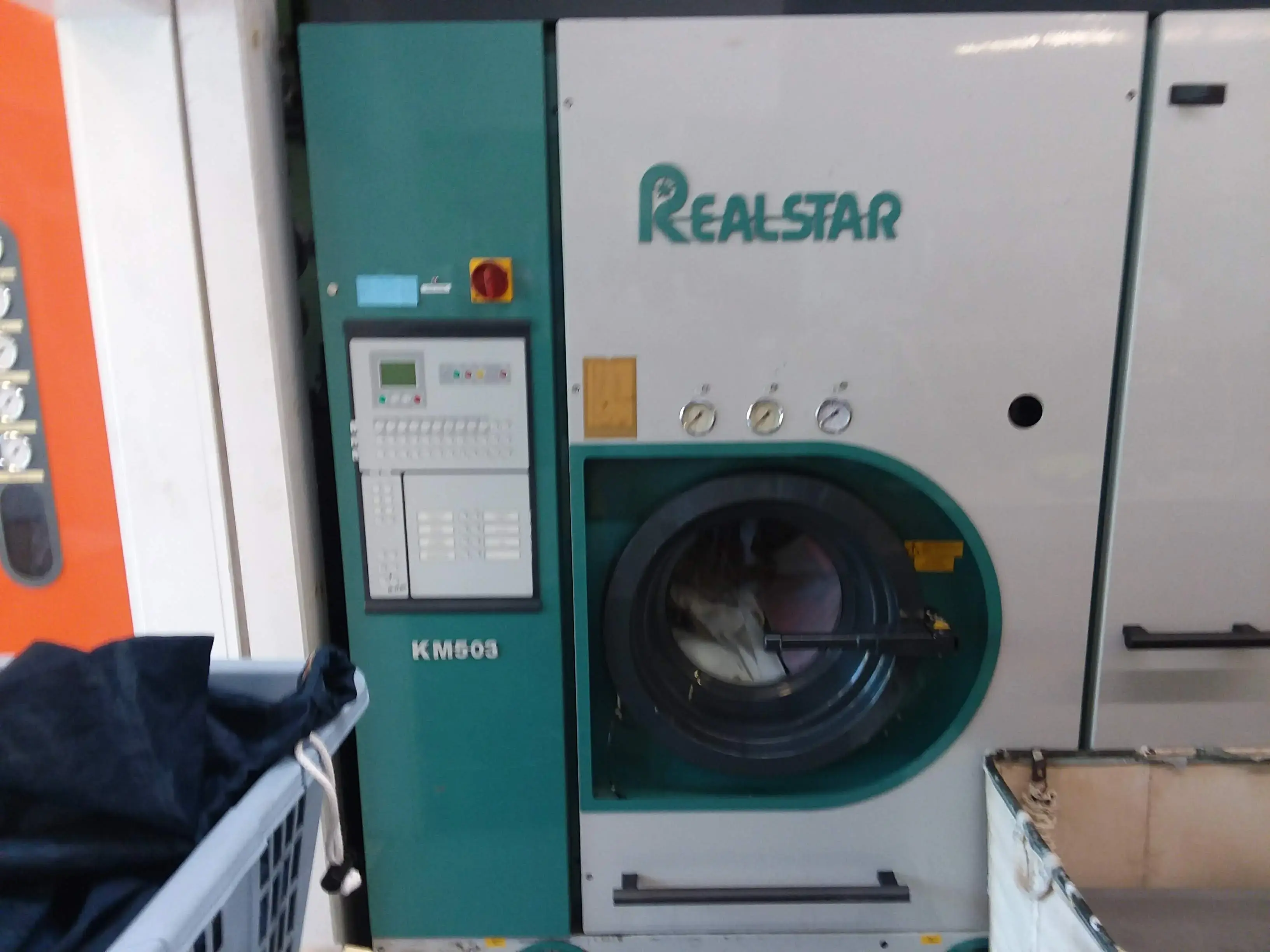 Rite Price Cleaners - Image 11