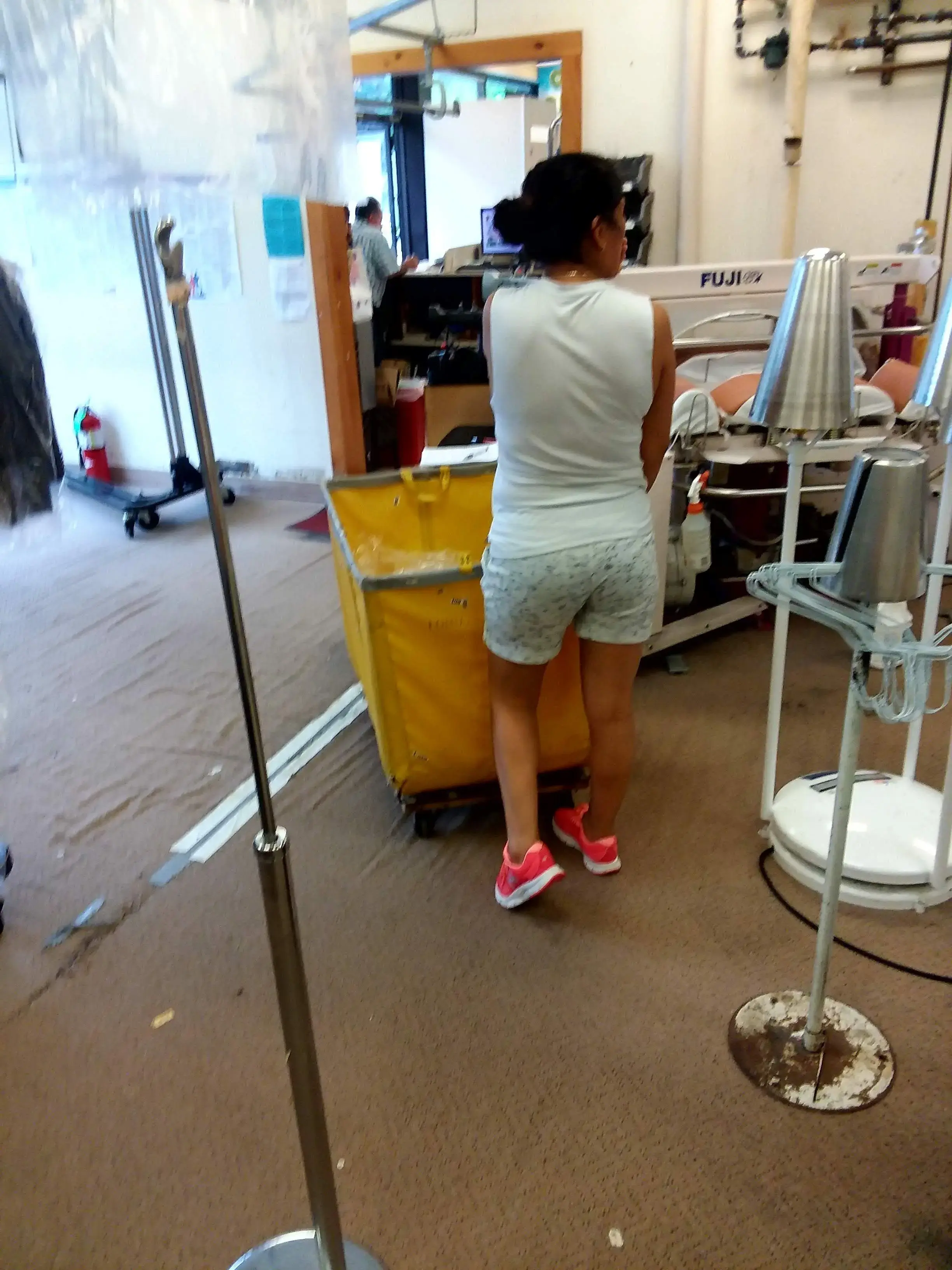 Rite Price Cleaners - Image 10