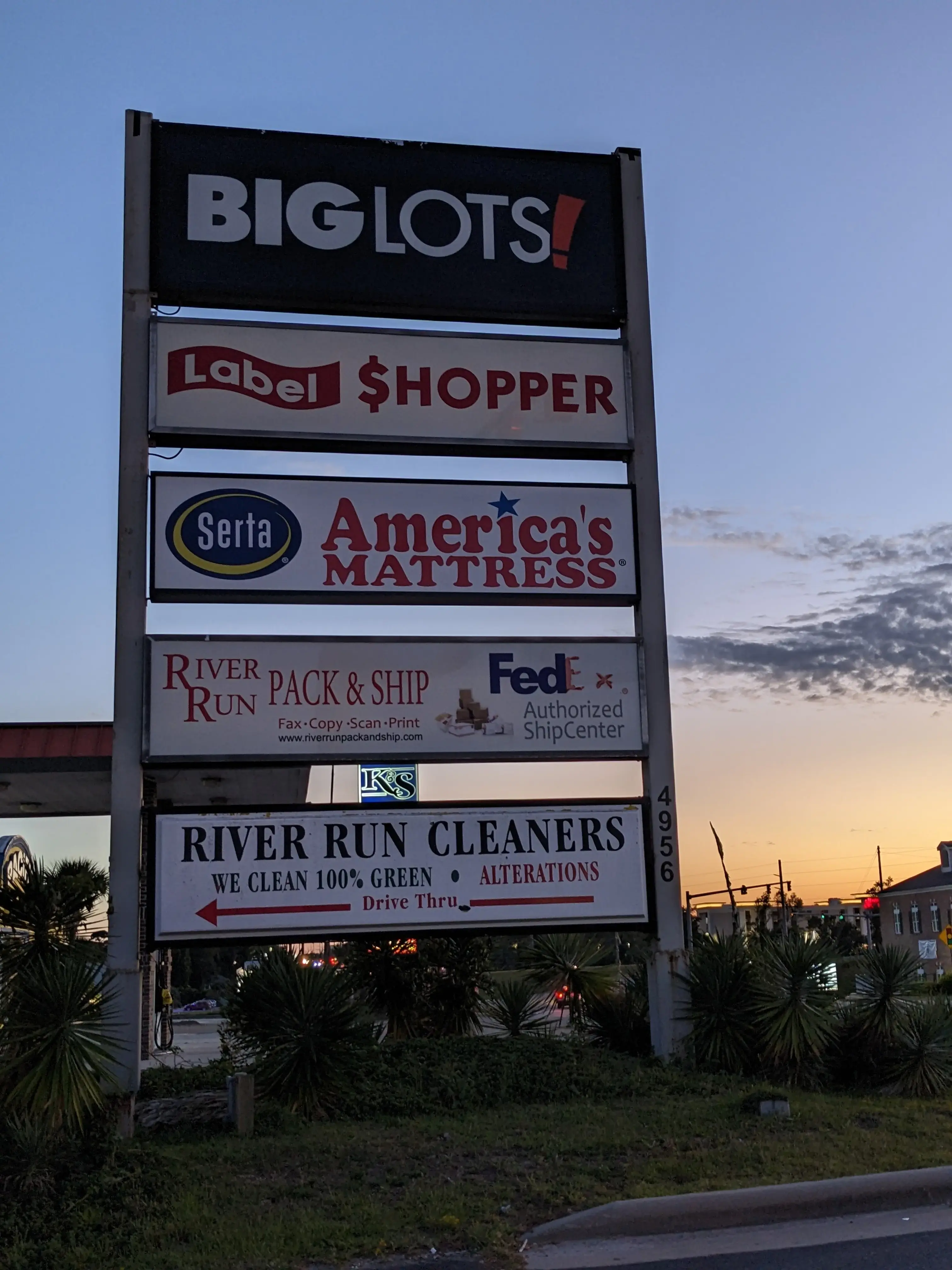 River Run Cleaners thumbnail 2