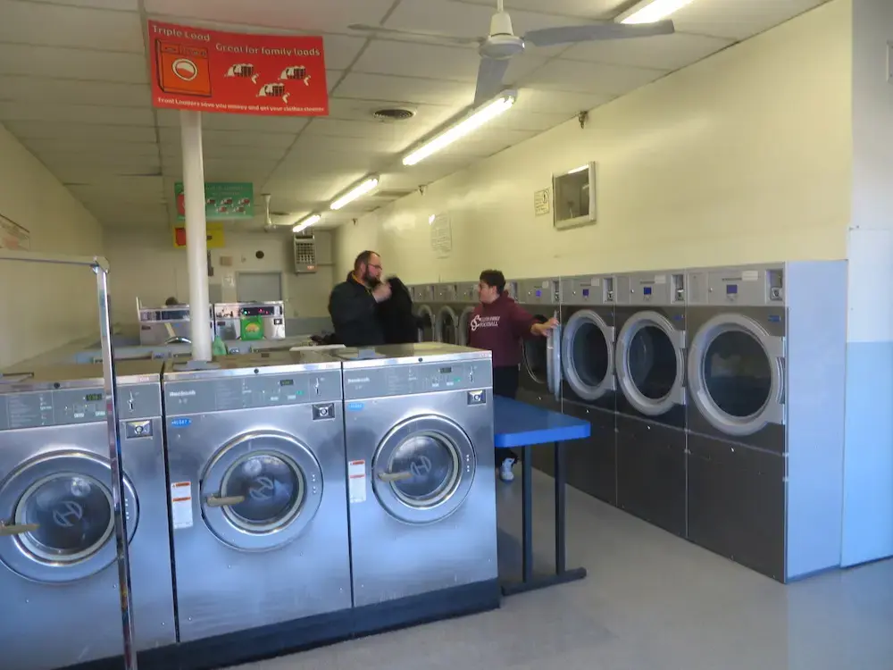 Riverdale Laundry Land Laundromat thumbnail 12