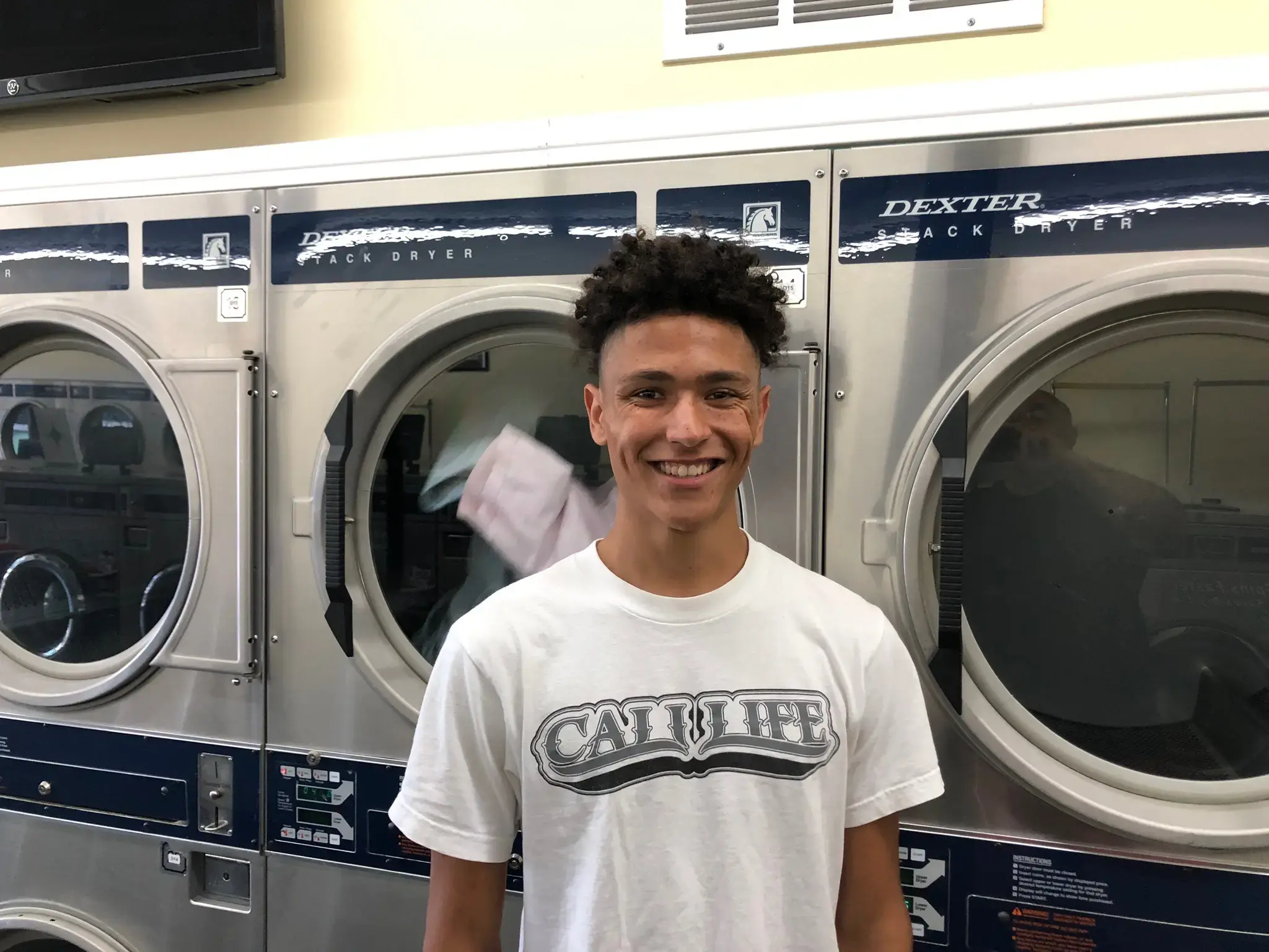 Riverside Coin Laundry thumbnail 11