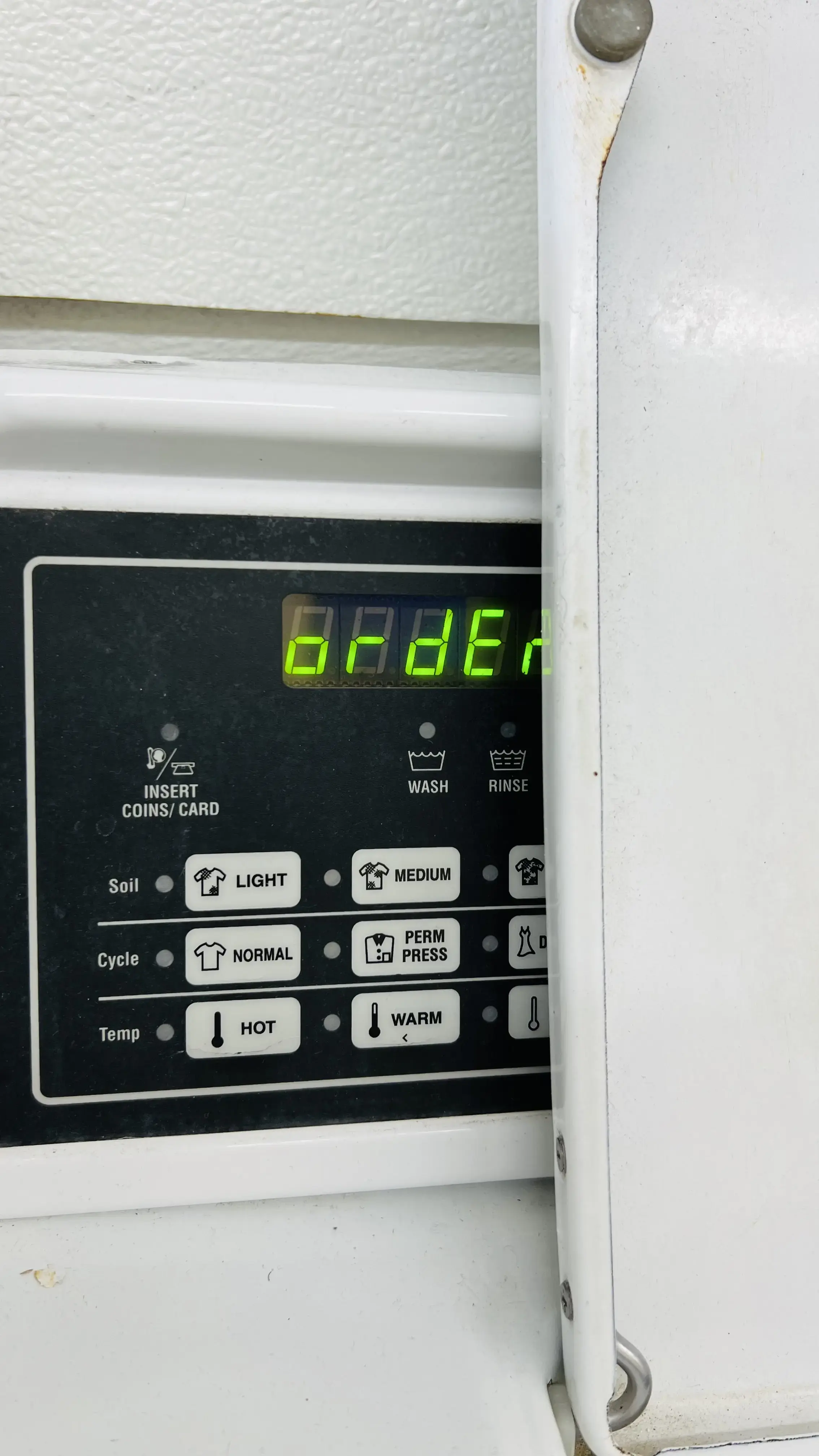 Riverside Coin Laundry thumbnail 18