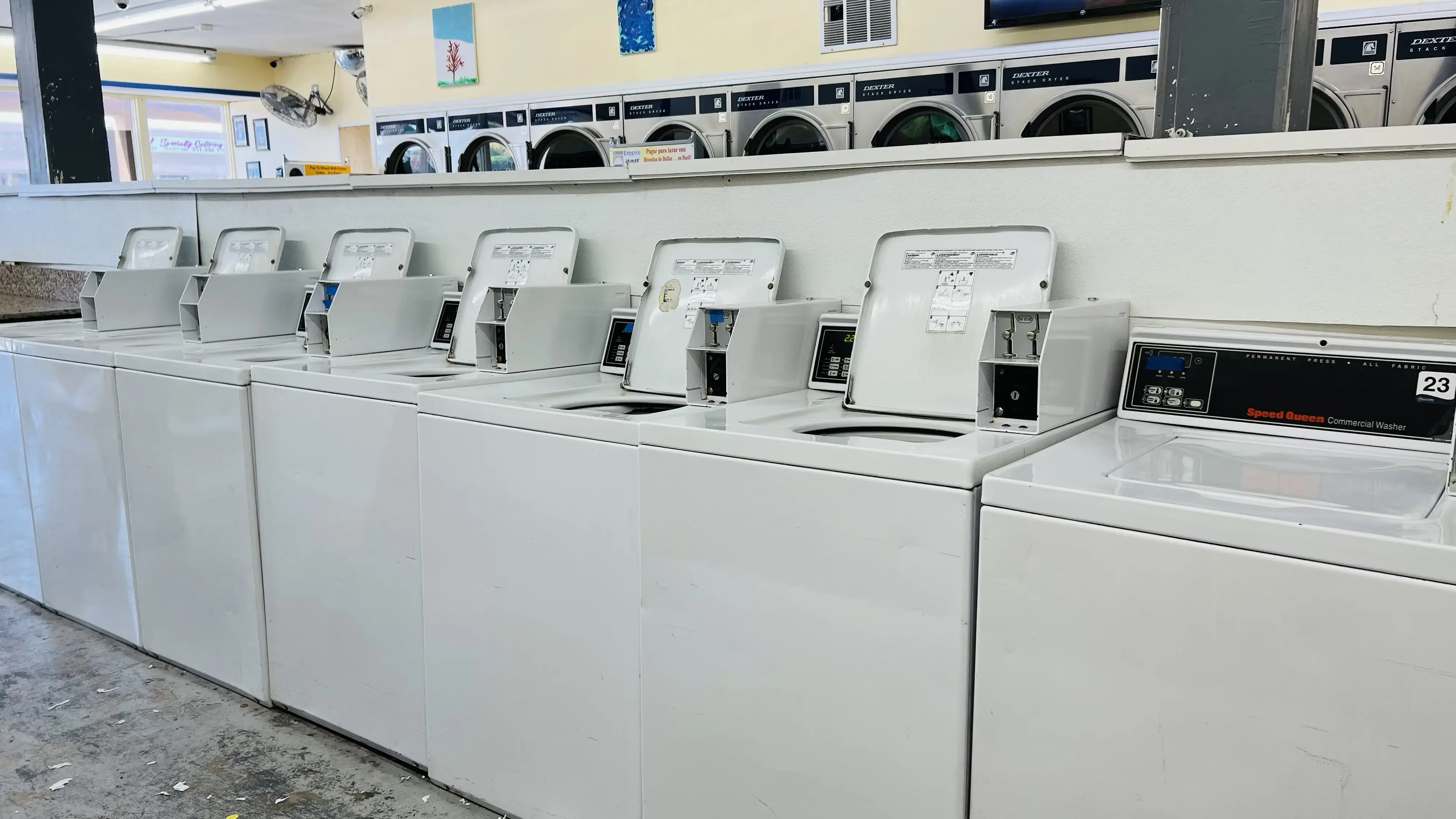 Riverside Coin Laundry thumbnail 13