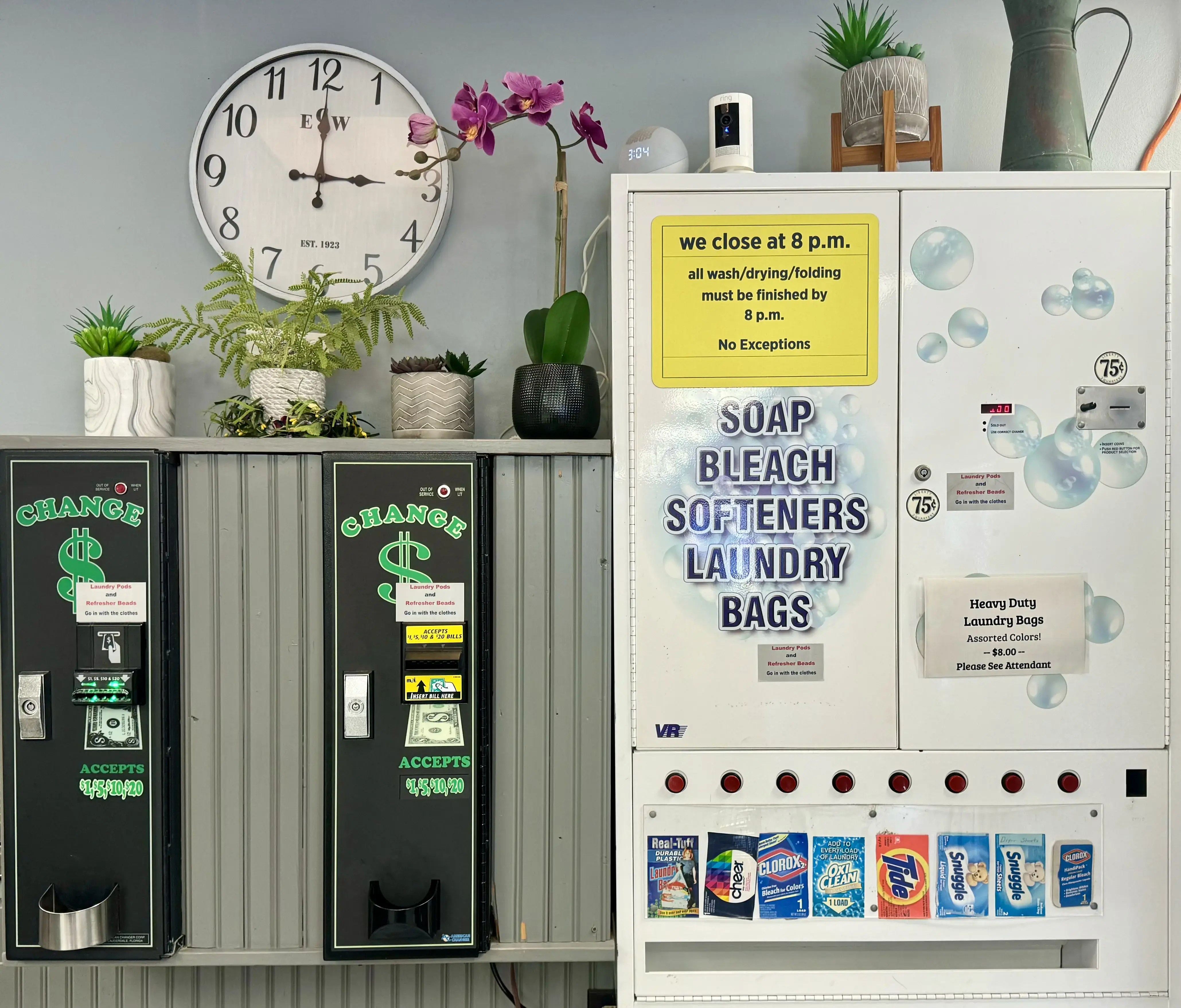 Riverside Laundromat-Car Wash thumbnail 6