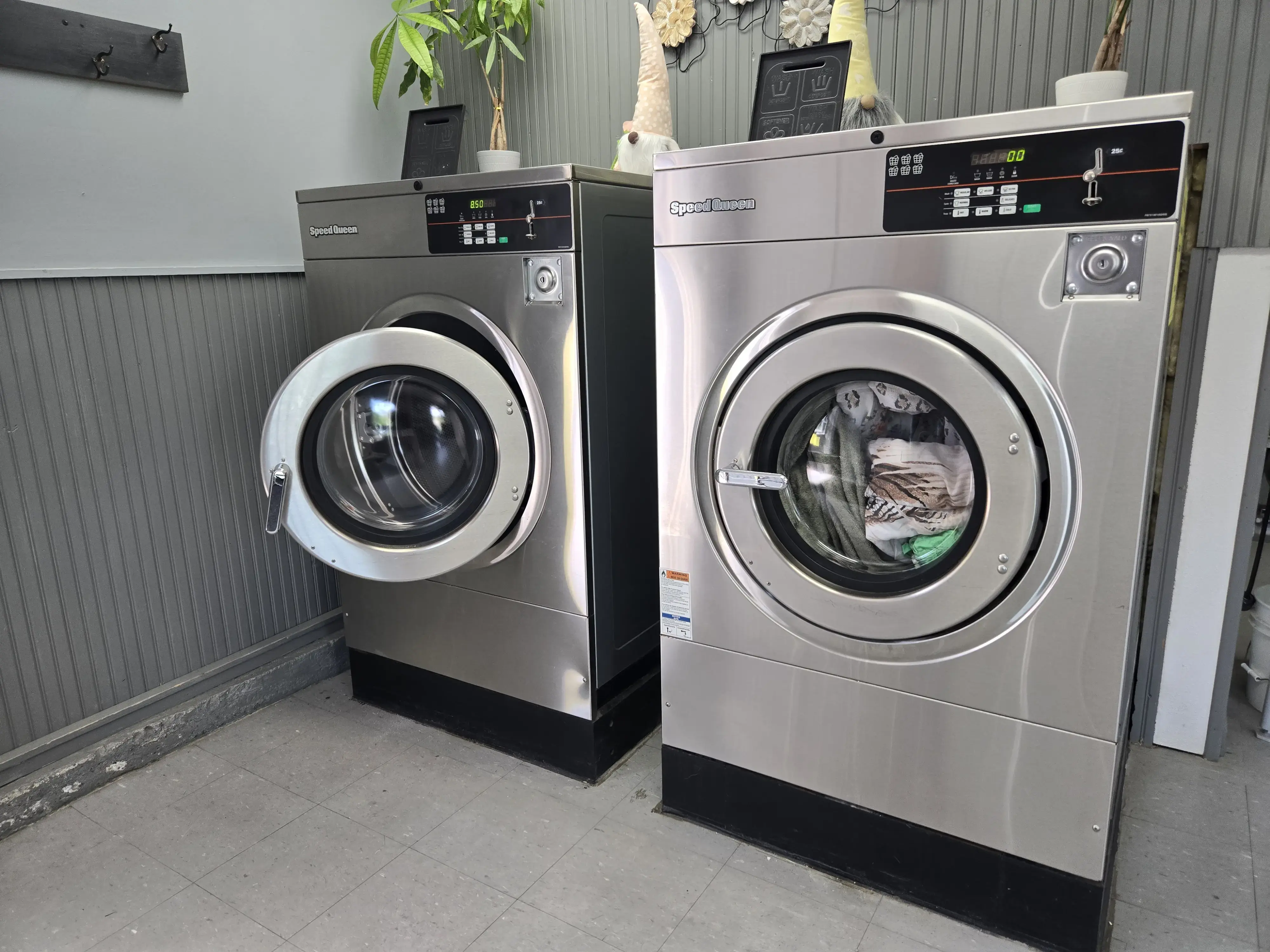 Riverside Laundromat-Car Wash - Image 3