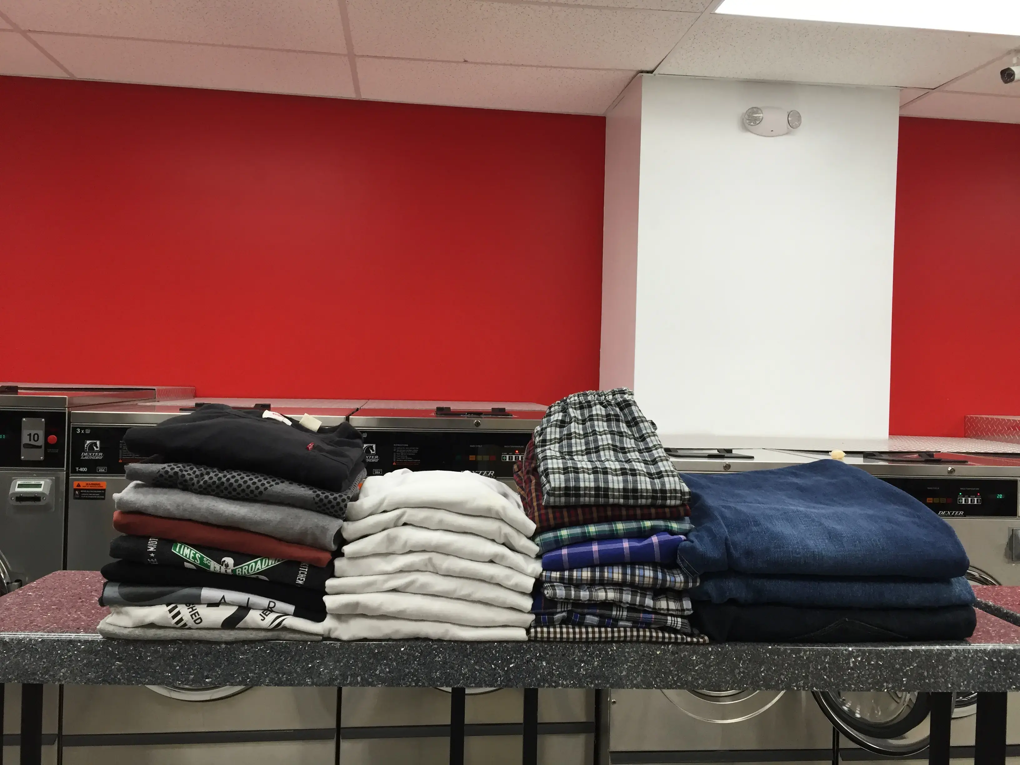 Riverside Laundromat & Dry Cleaning thumbnail 5