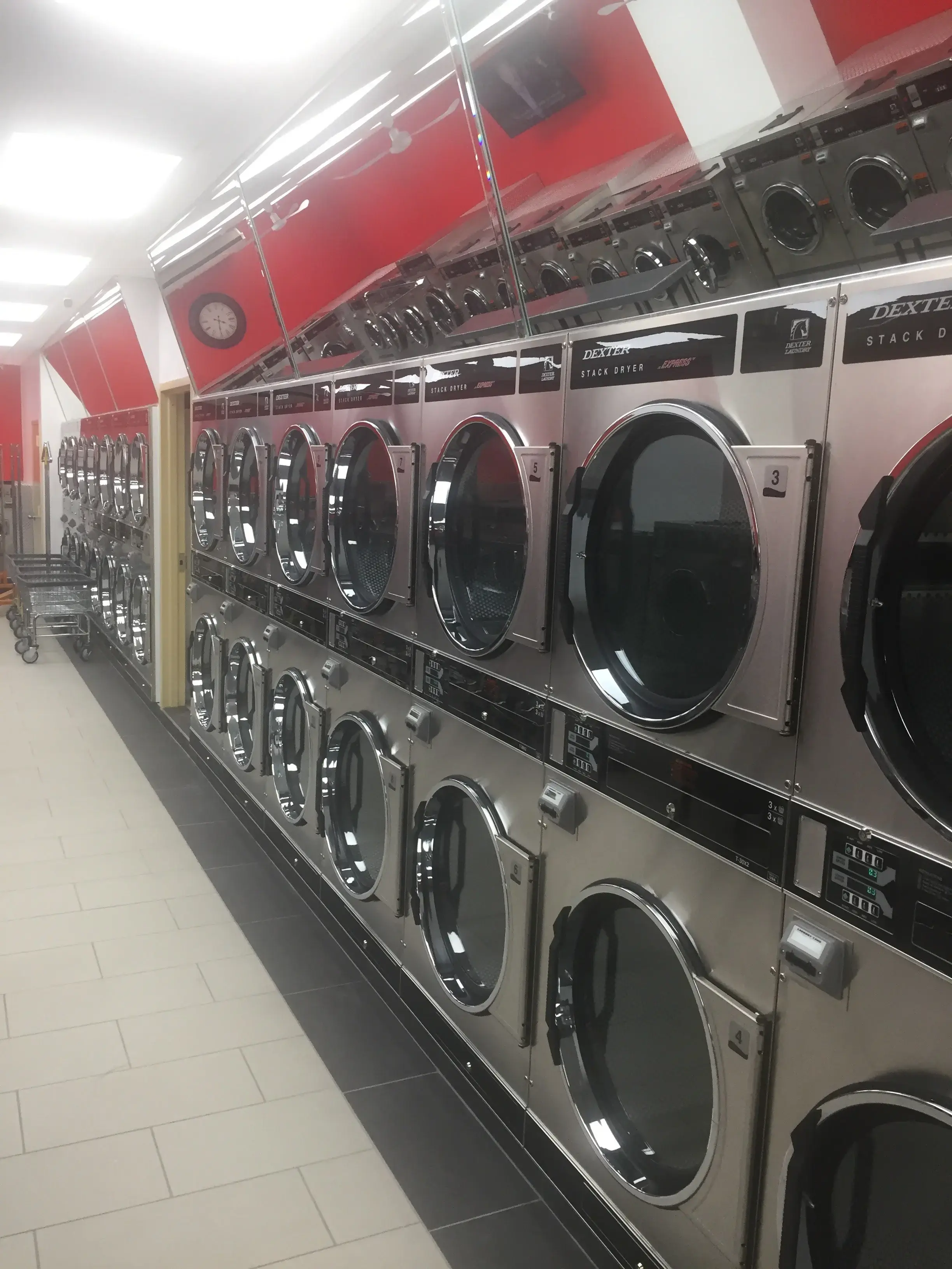 Riverside Laundromat & Dry Cleaning thumbnail 11