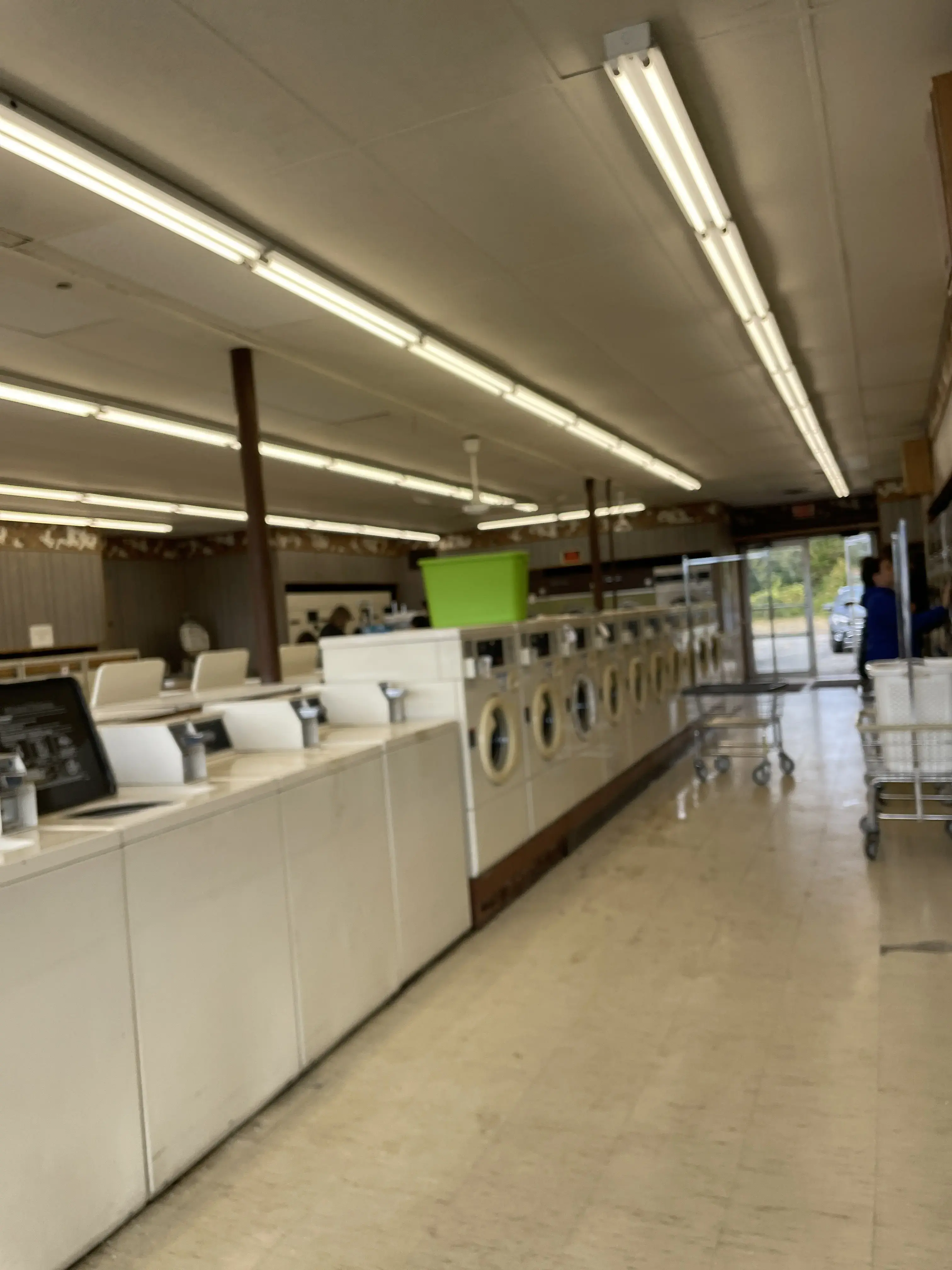 Riverview Laundromat location