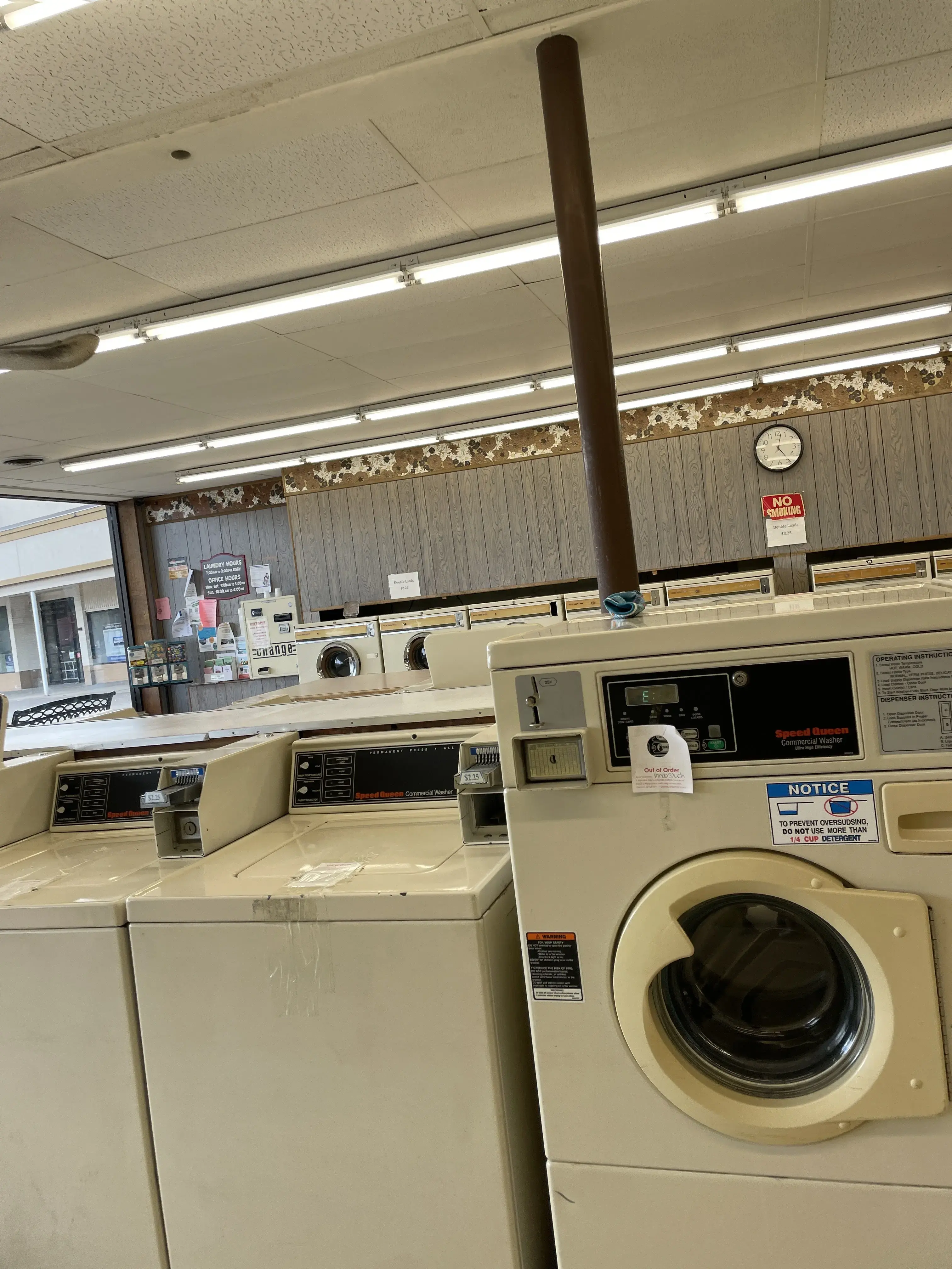 Riverview Laundromat - Image 2
