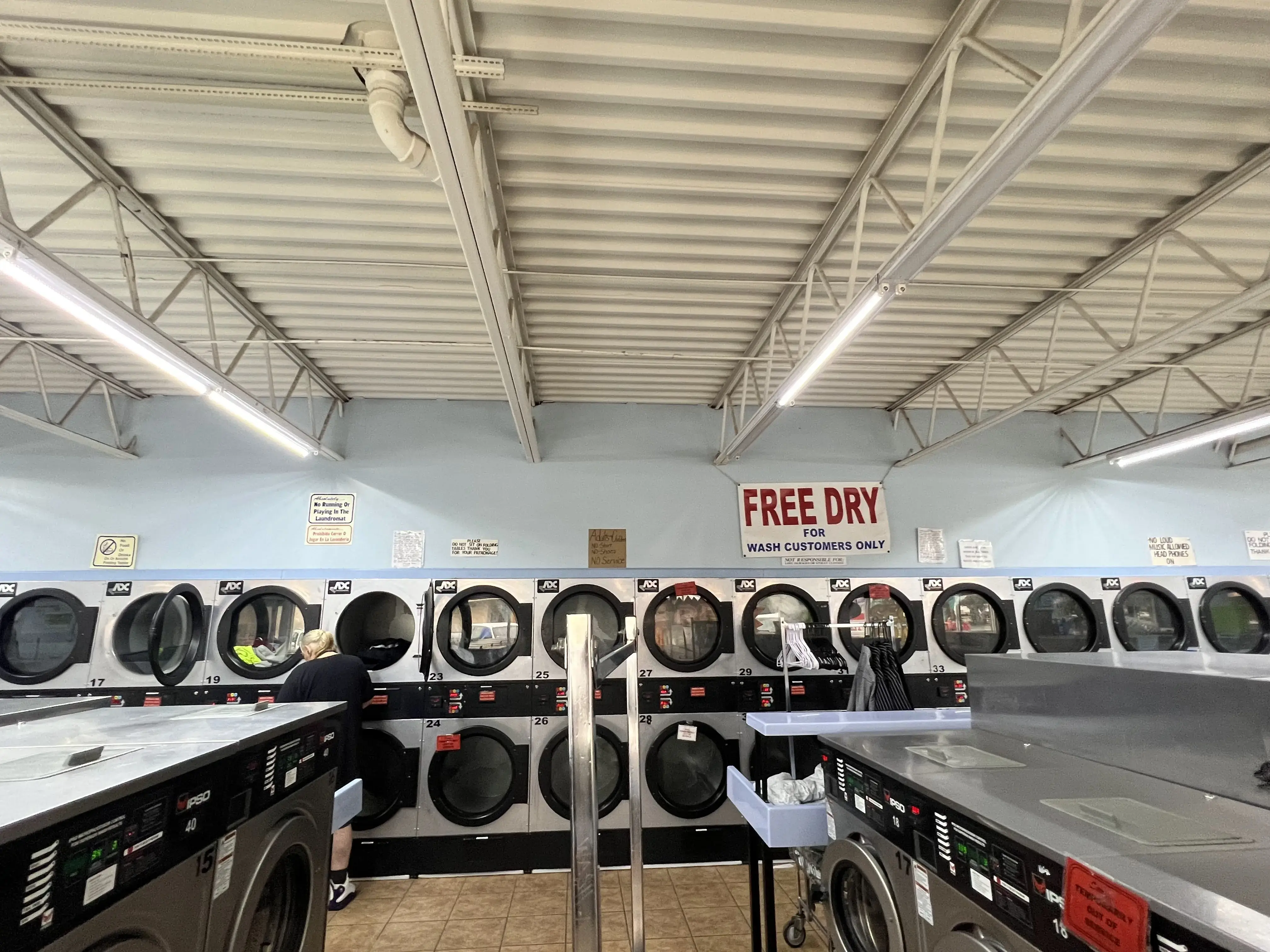 RL Wash-N-Dry #3 location