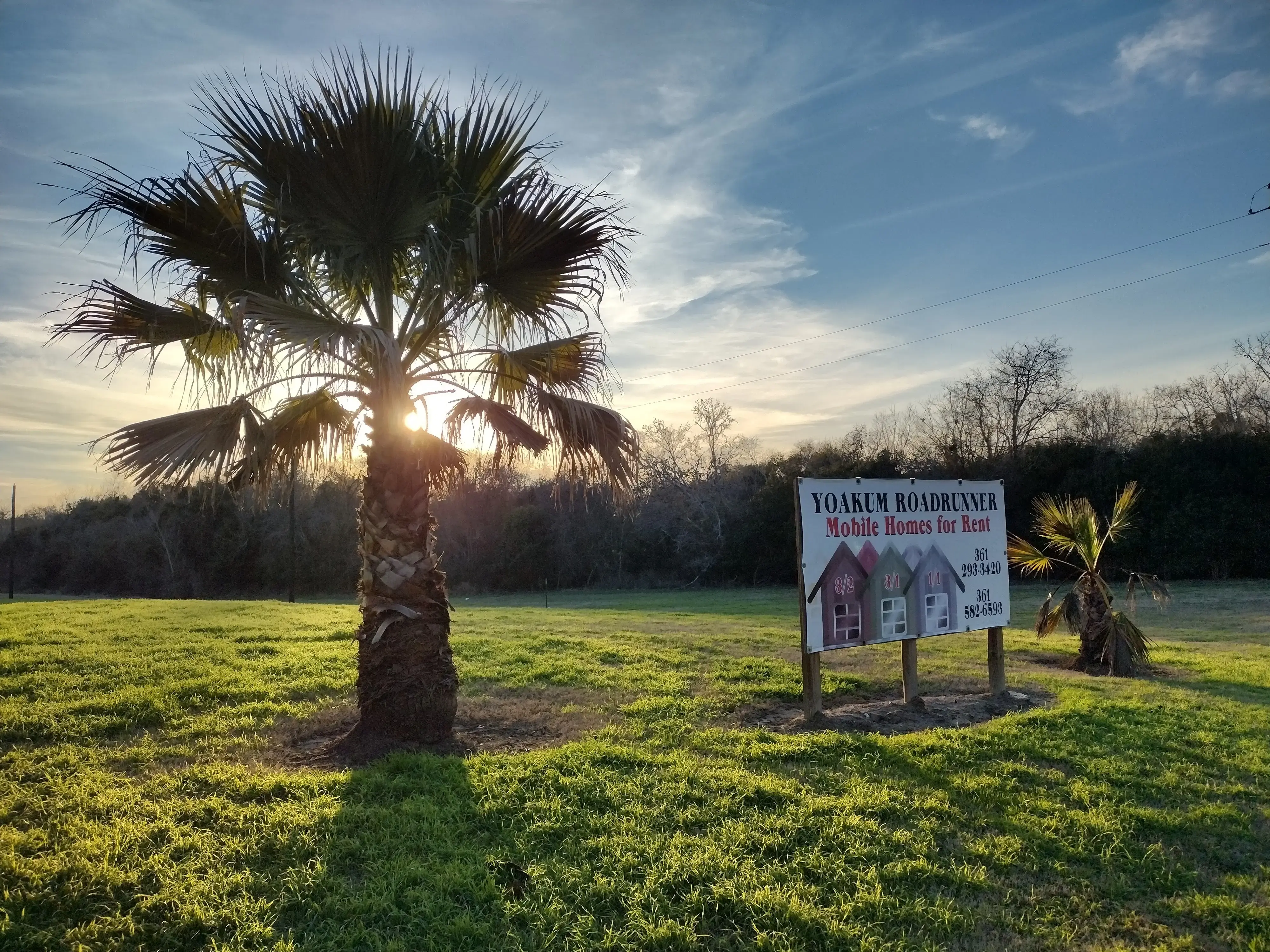 ROAD RUNNER LAUNDROMAT AND RV PARK location
