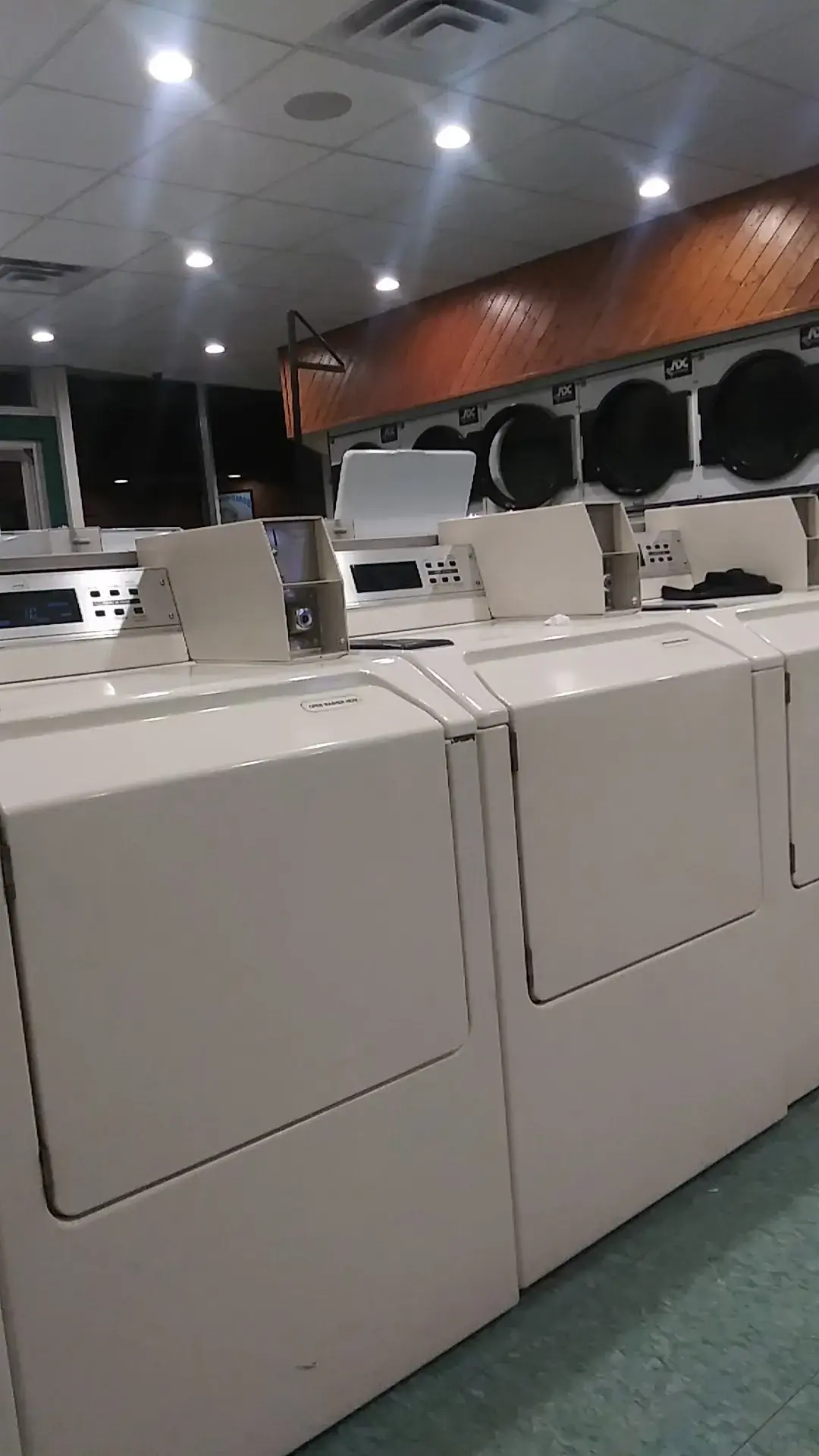 Rob-Jack Laundry Center Inc thumbnail 10