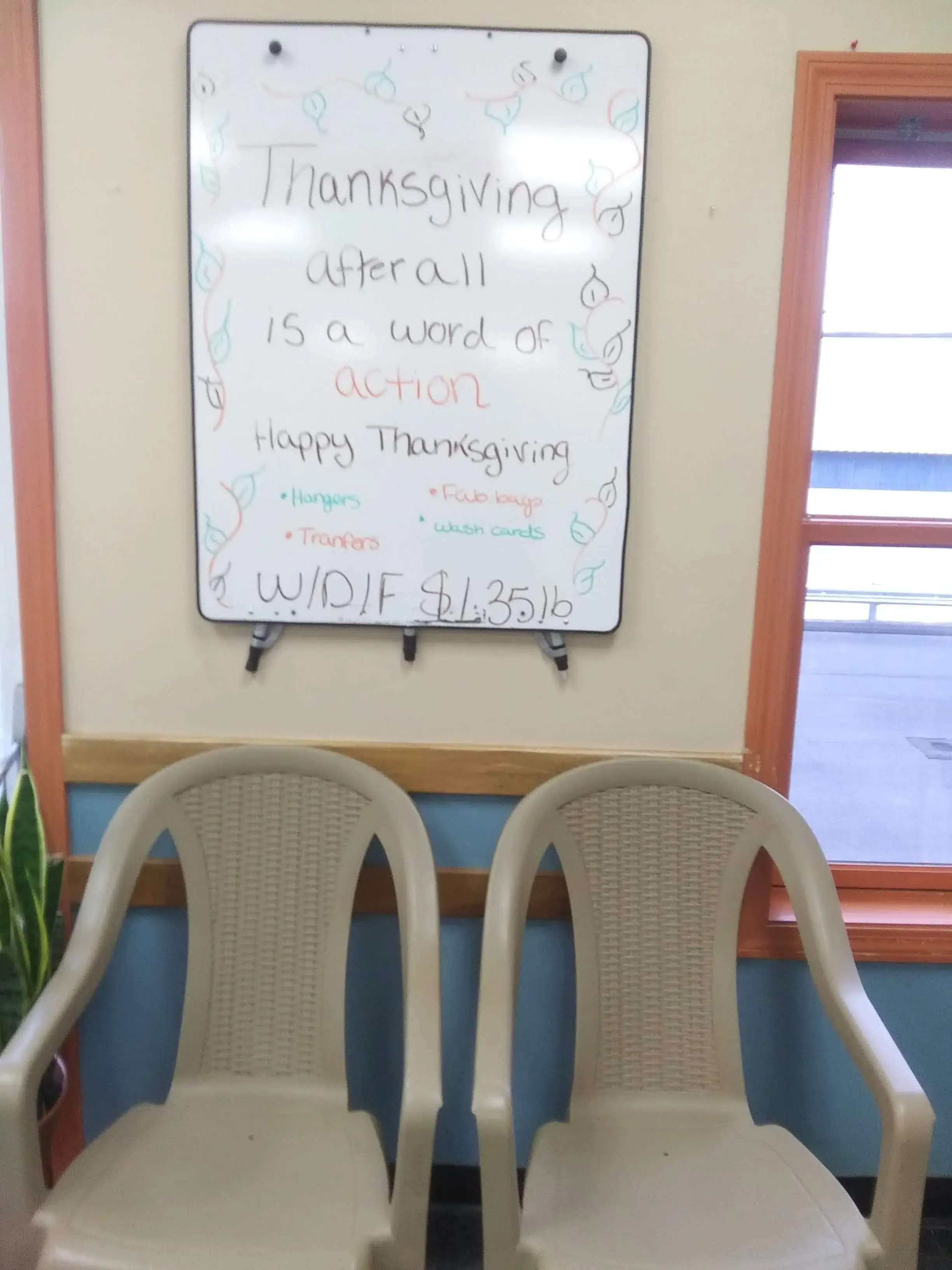 Robert's Laundromat - Image 12