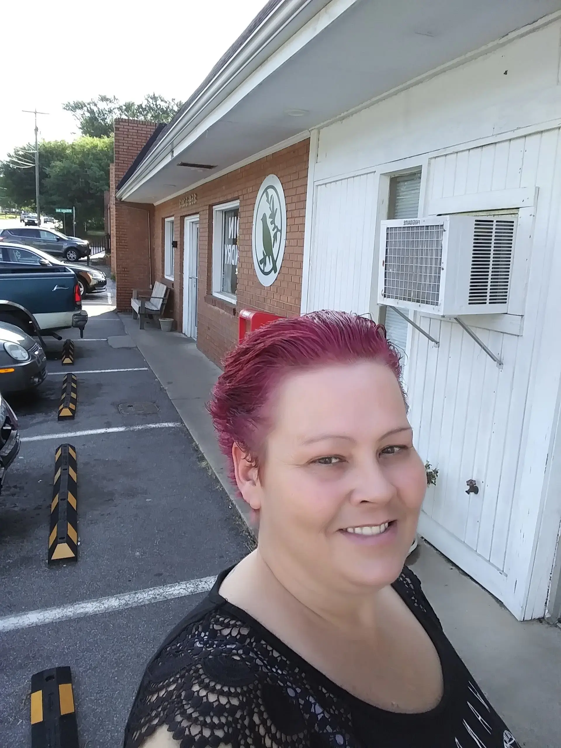 Robin's Laundry - Image 16