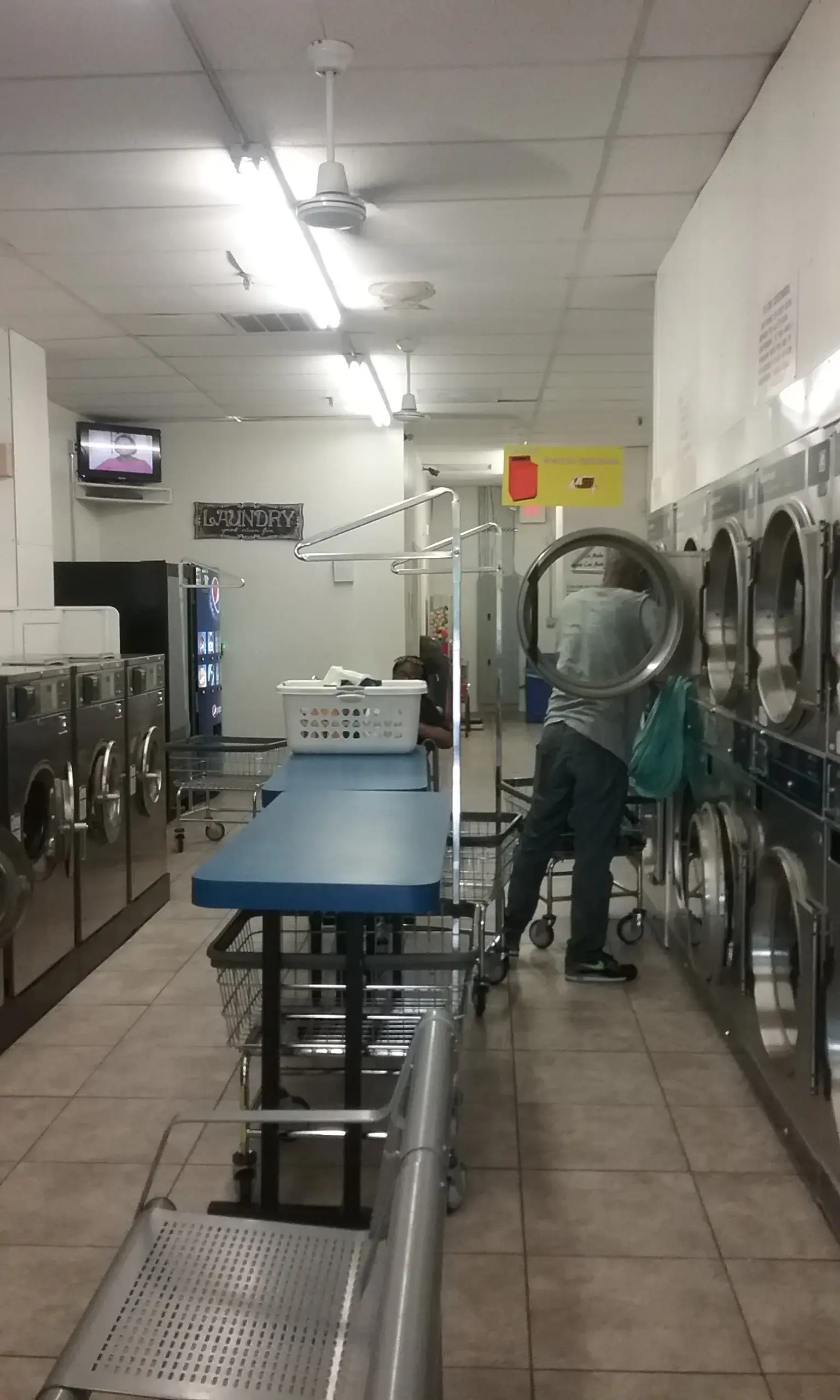 Robious Road Laundry Land Laundromat thumbnail 11