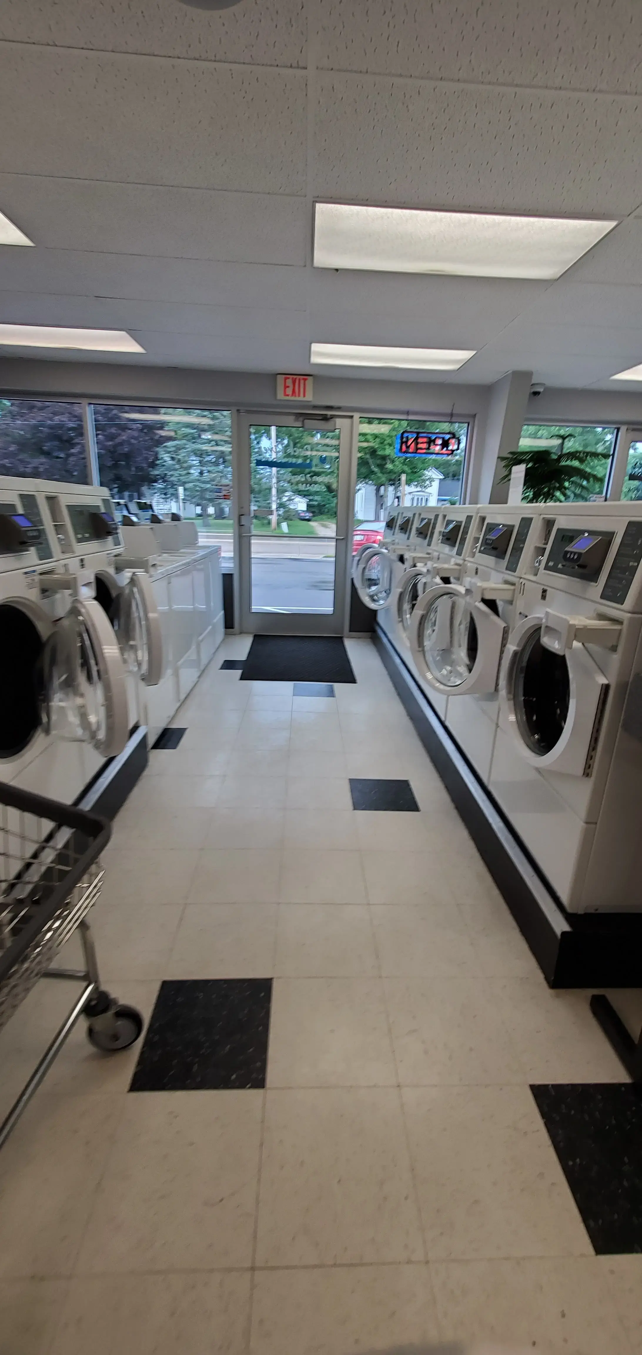 Rock River Laundry thumbnail 20