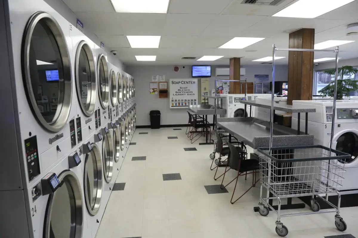 Rock River Laundry thumbnail 19