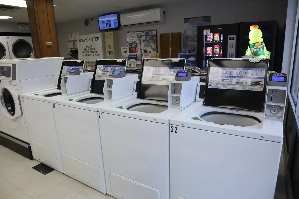 Rock River Laundry thumbnail 14