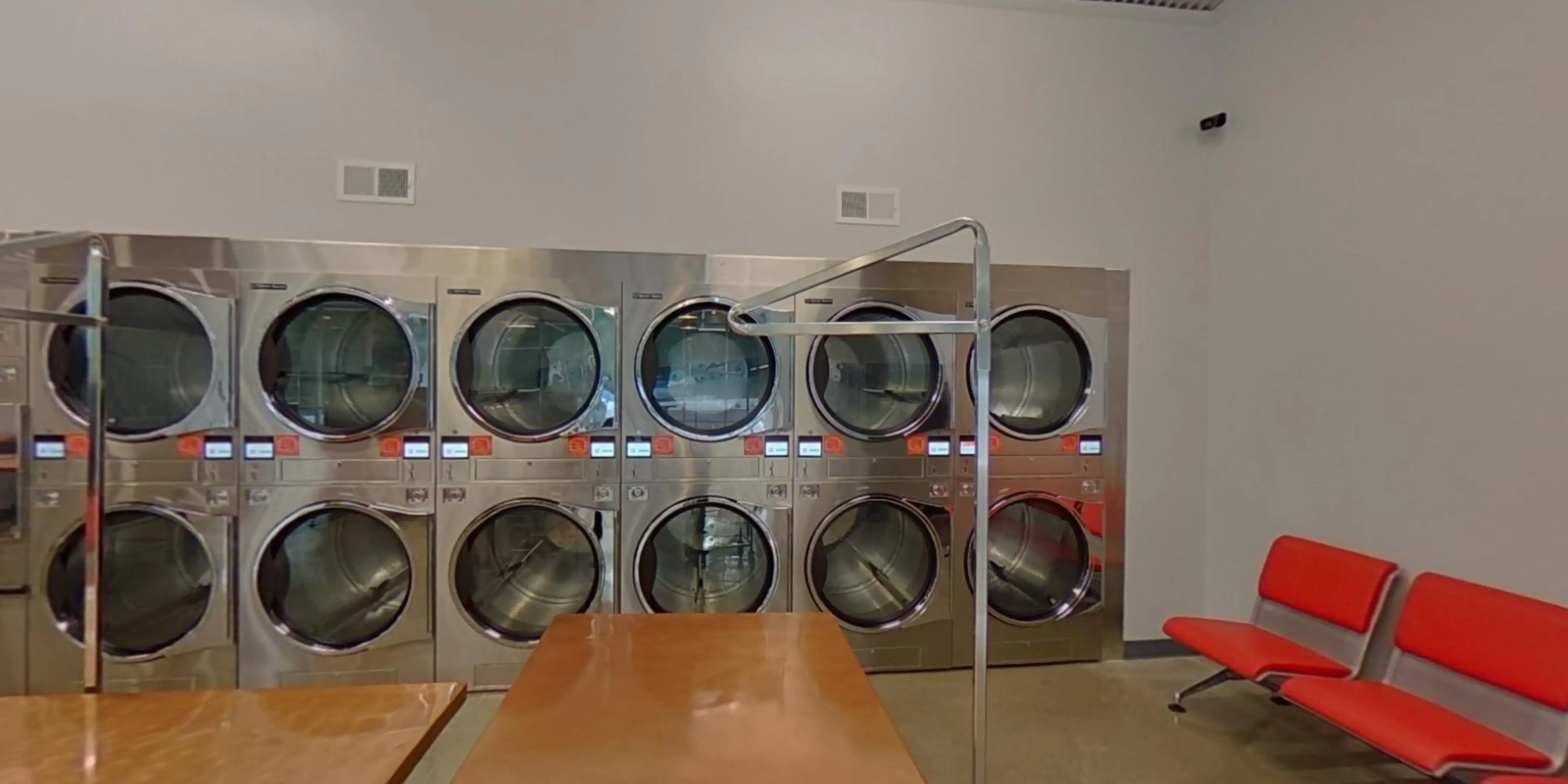Rocket Laundry - Image 19