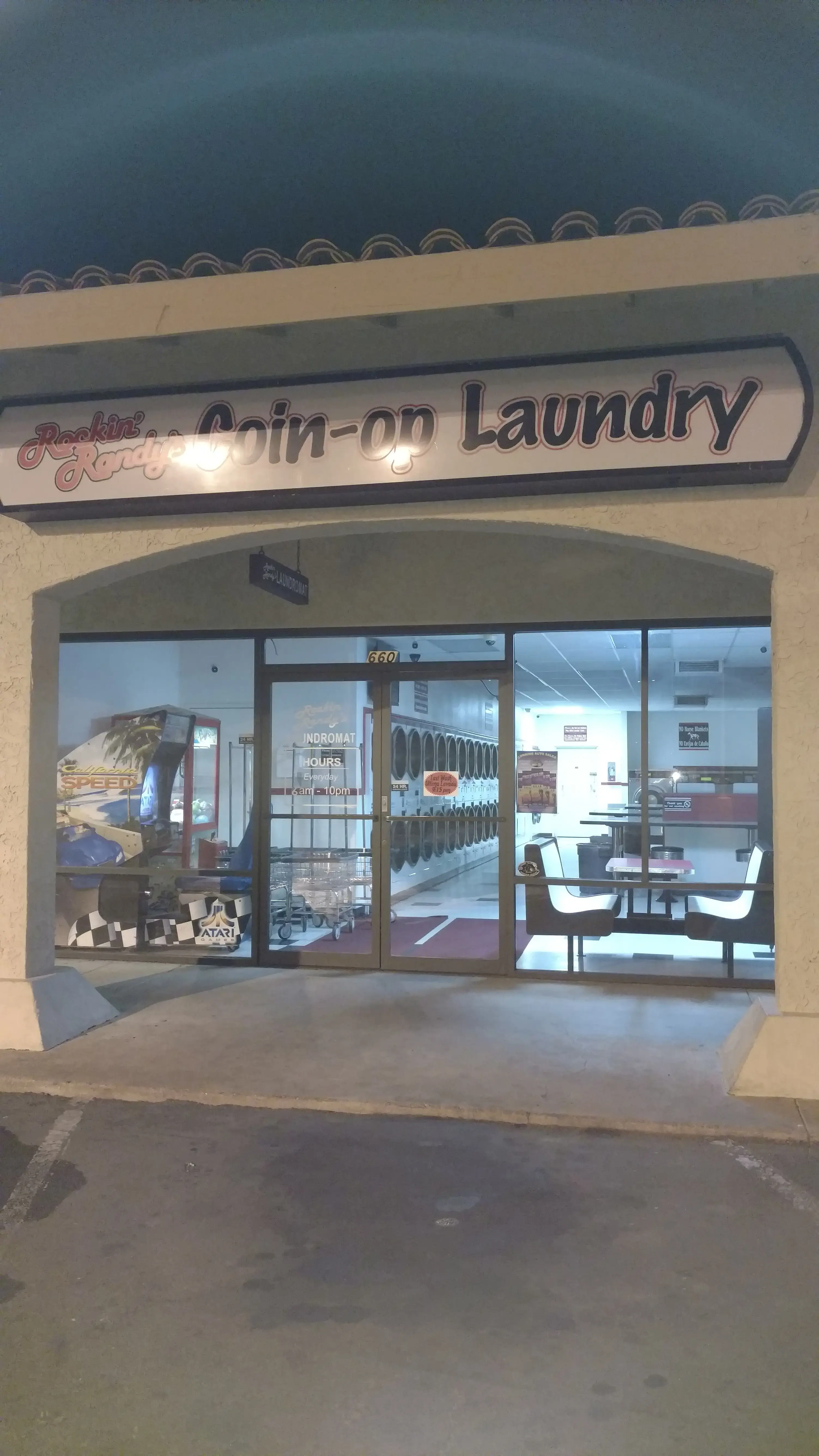 Rockin Randy's Coin-op Laundry - Image 9
