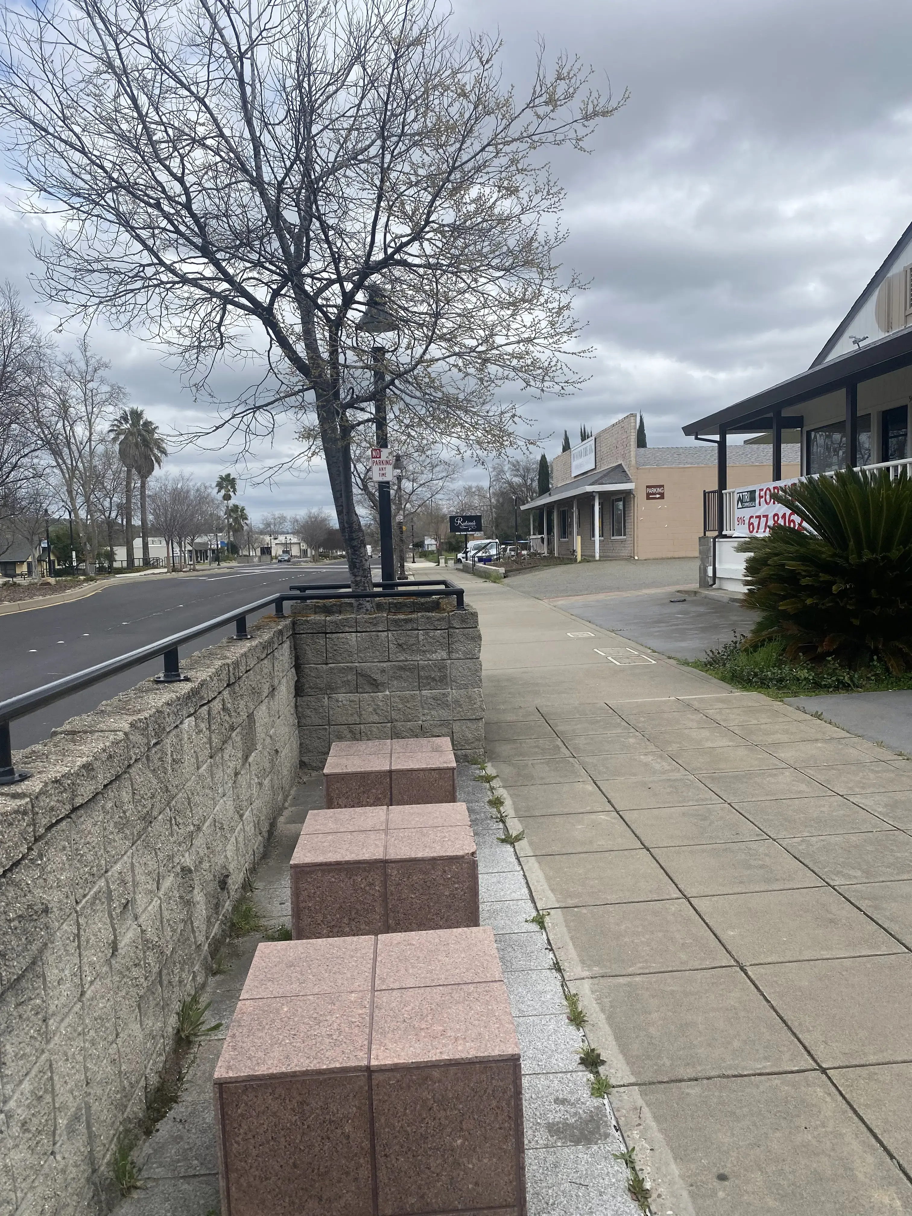 Rocklin Laundry - Image 13