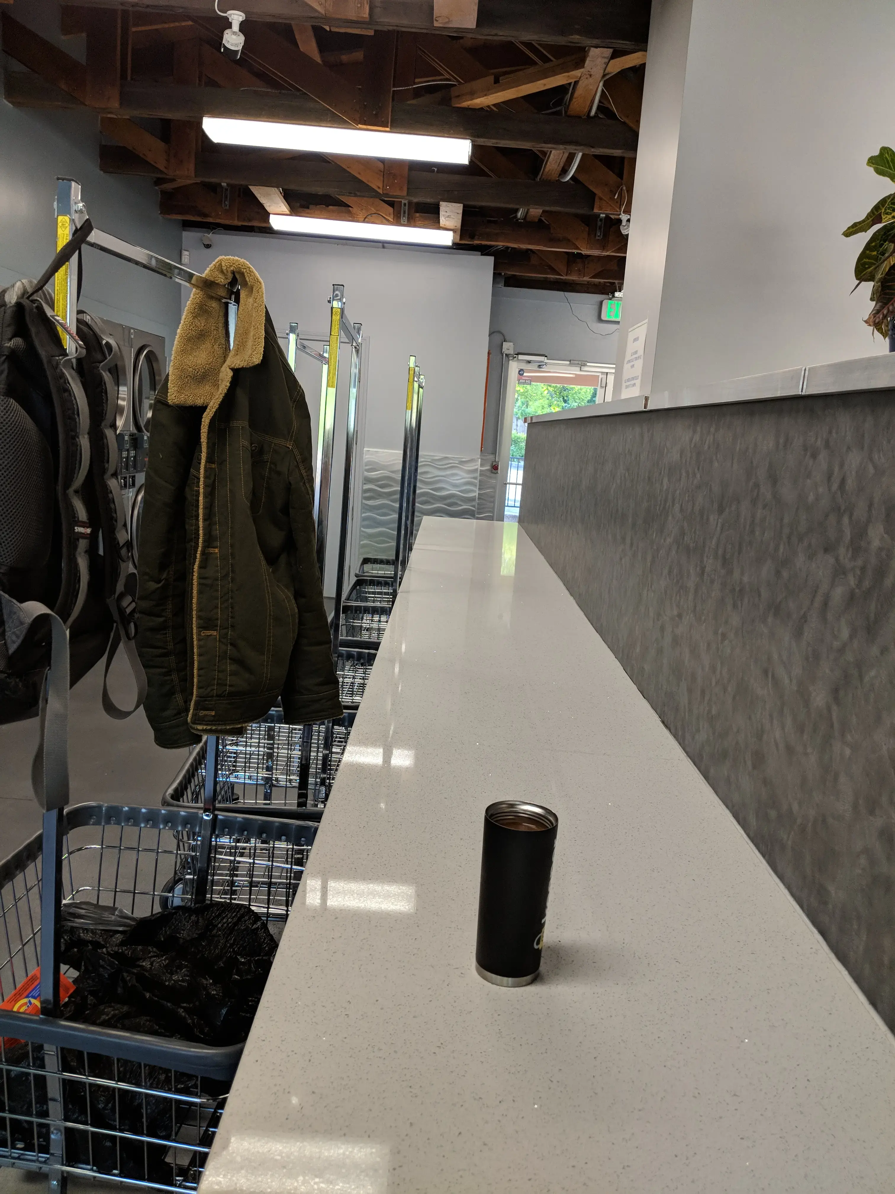 Rocklin Laundry - Image 11