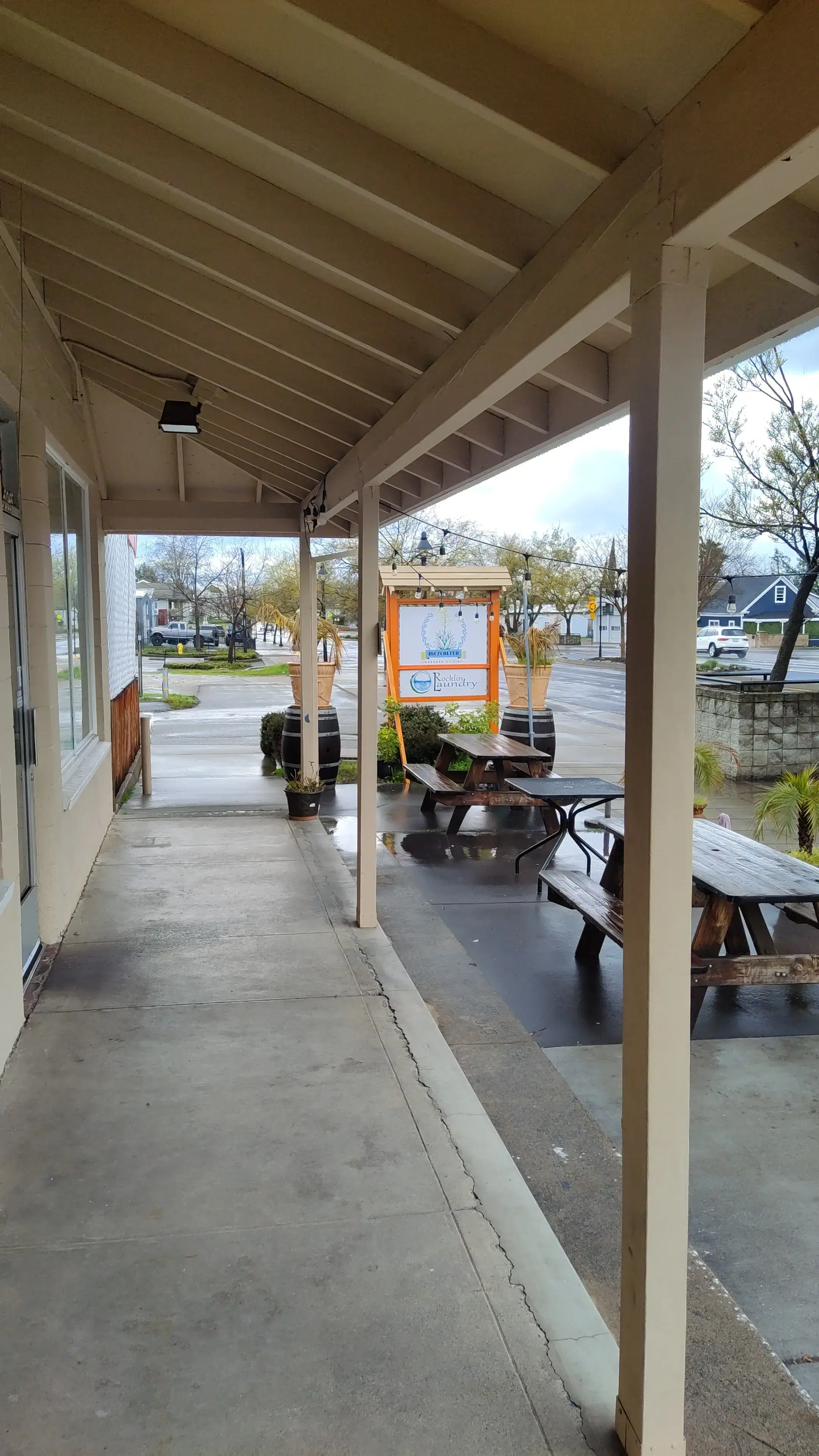 Rocklin Laundry - Image 8