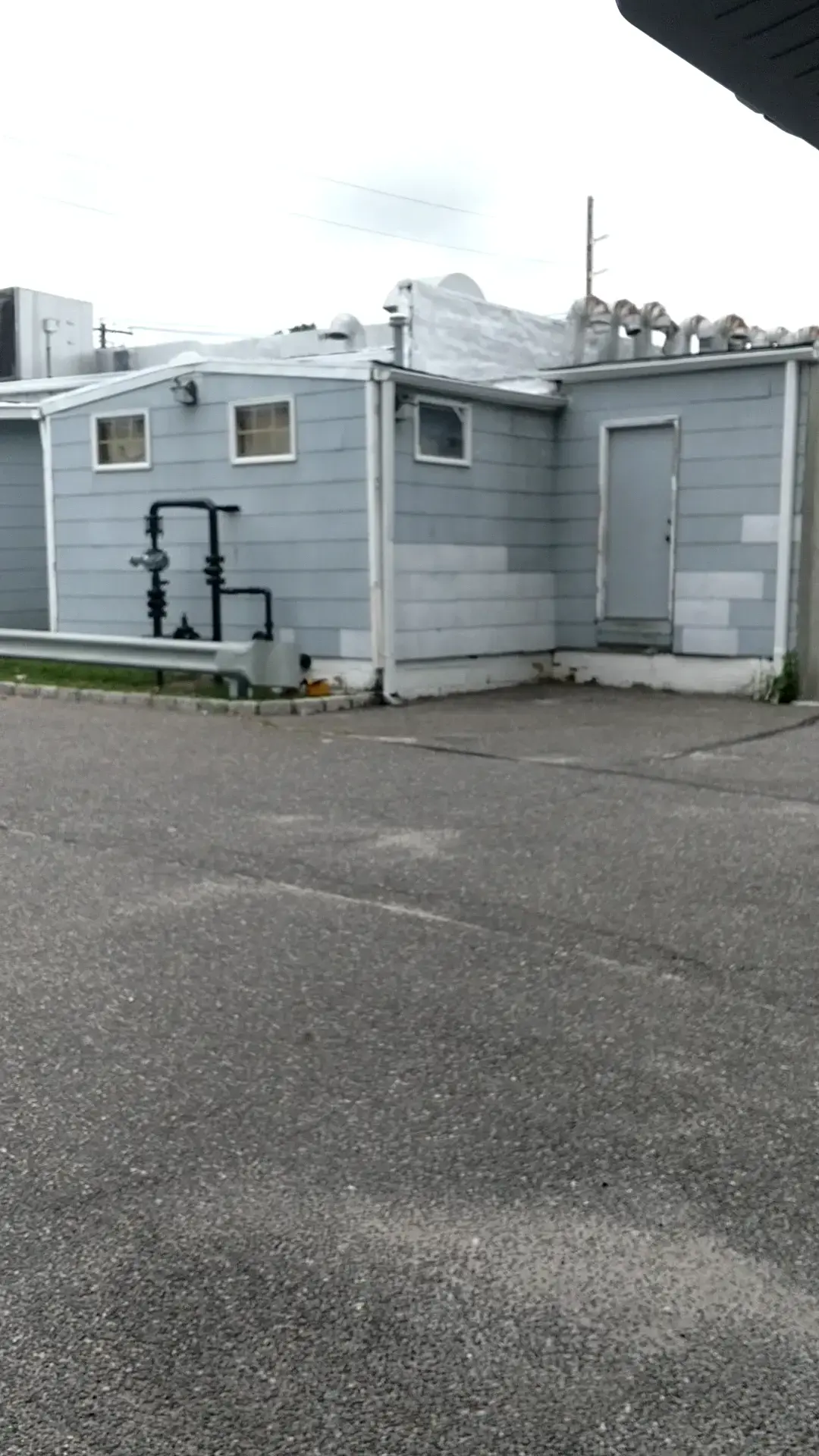 Rocky Point Laundromat - Image 15