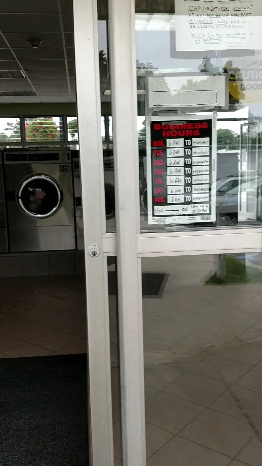 Rocky Point Laundromat - Image 18