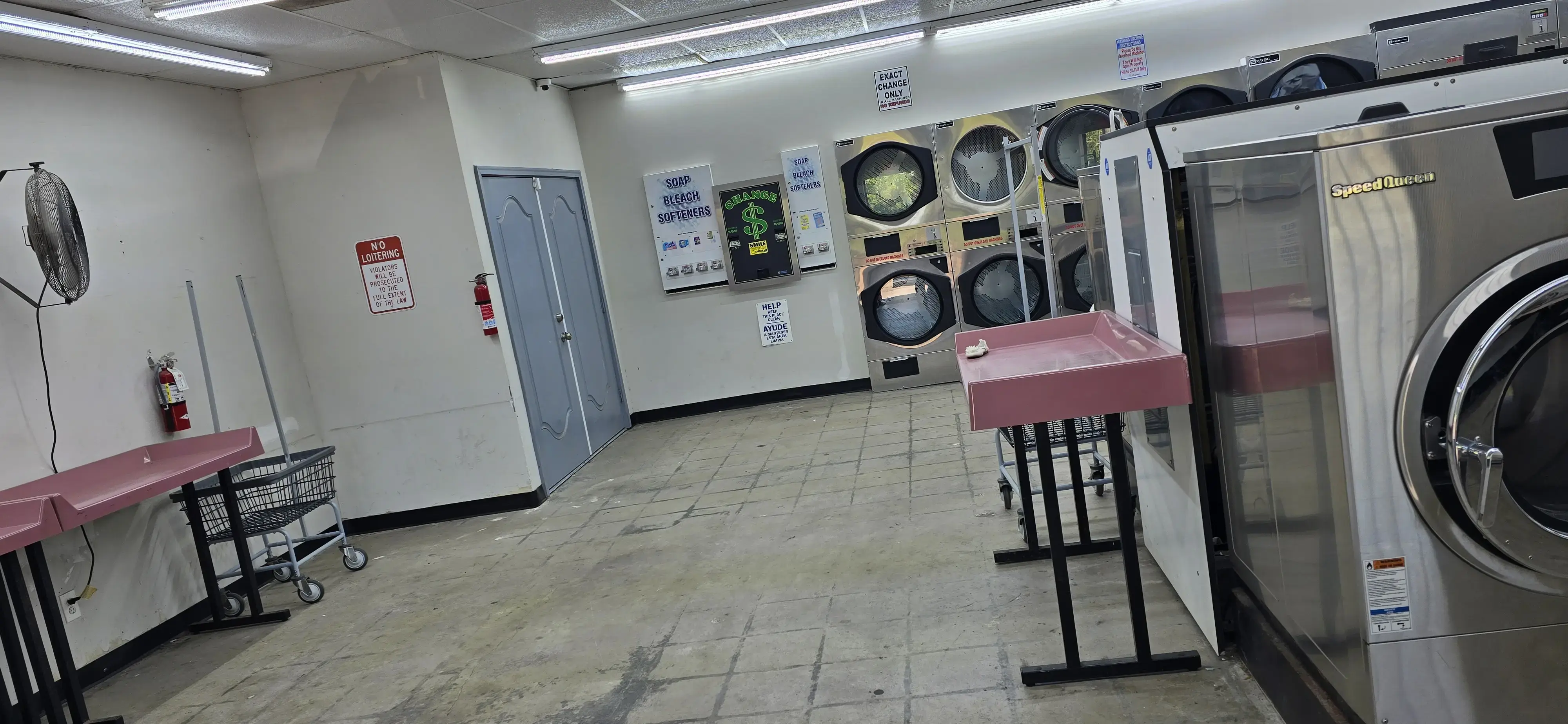 Rocky's Laundromat thumbnail 7