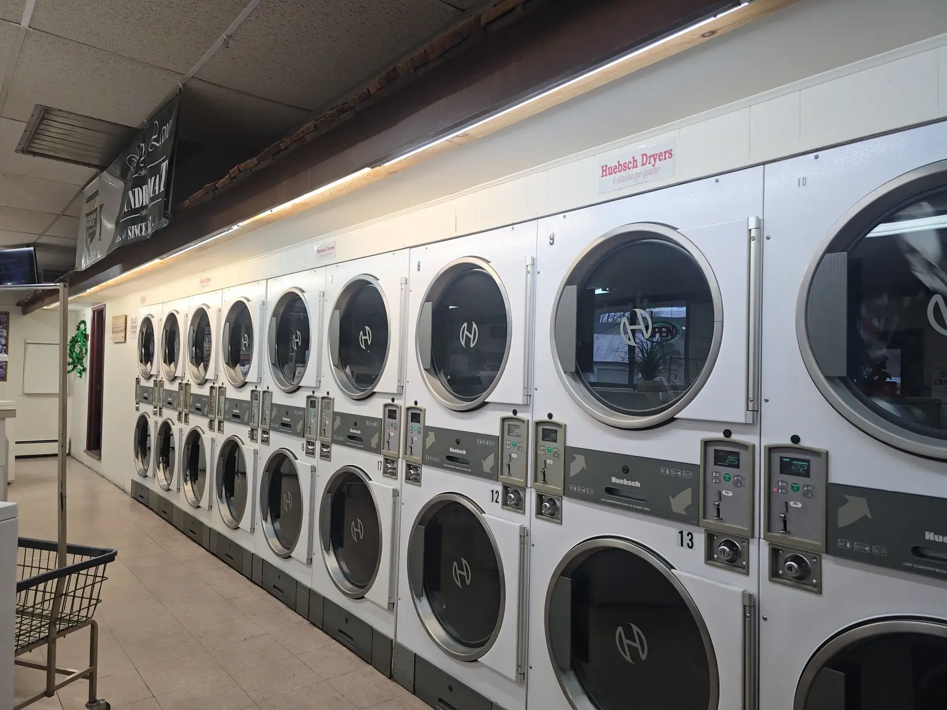 Rodney Lane Laundromat thumbnail 2