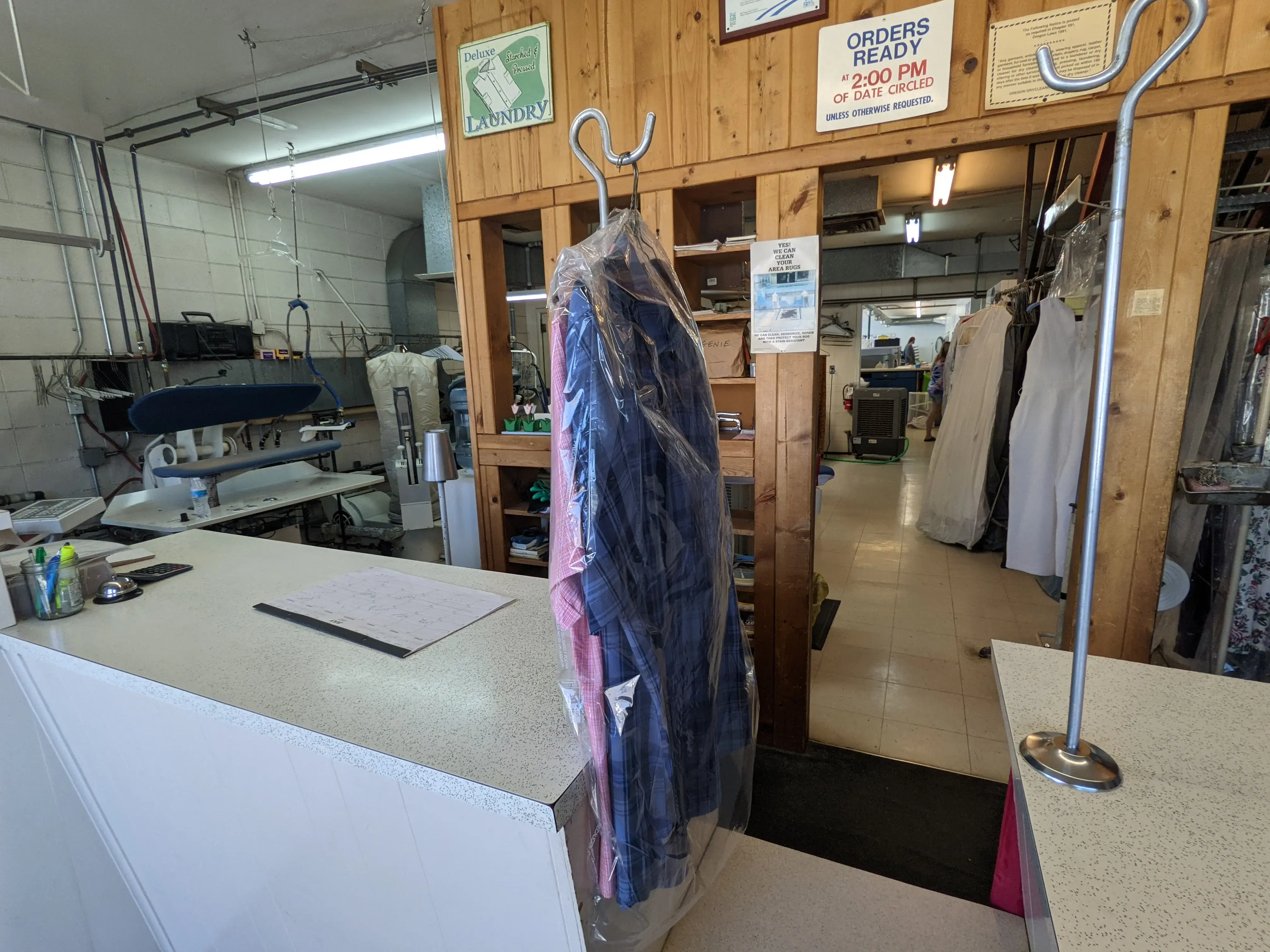 Rogue Cleaners & Laundromat - Image 13