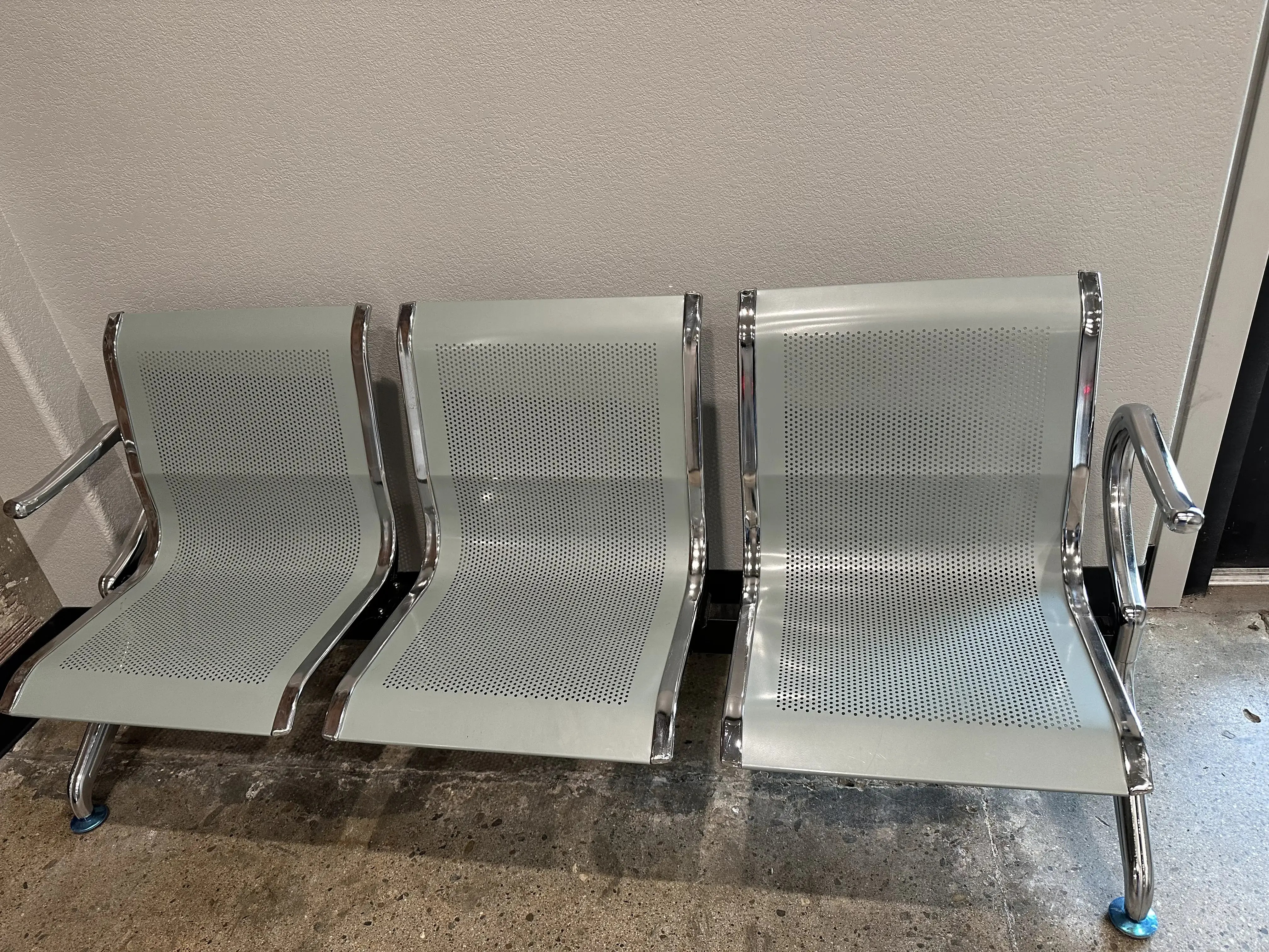 Rogue River Laundry llc thumbnail 3